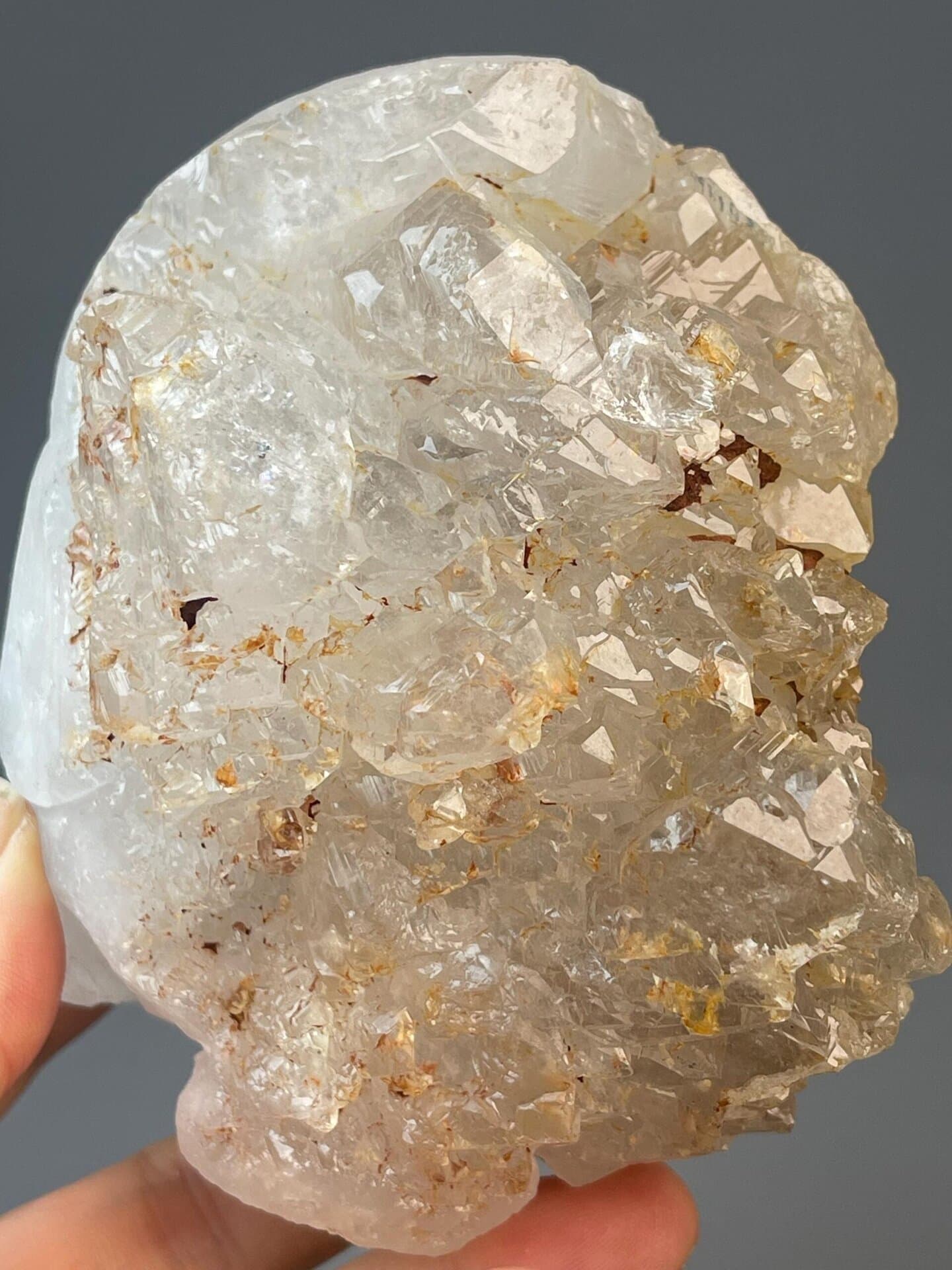 Quartz elephant carving with vitreous to waxy luster