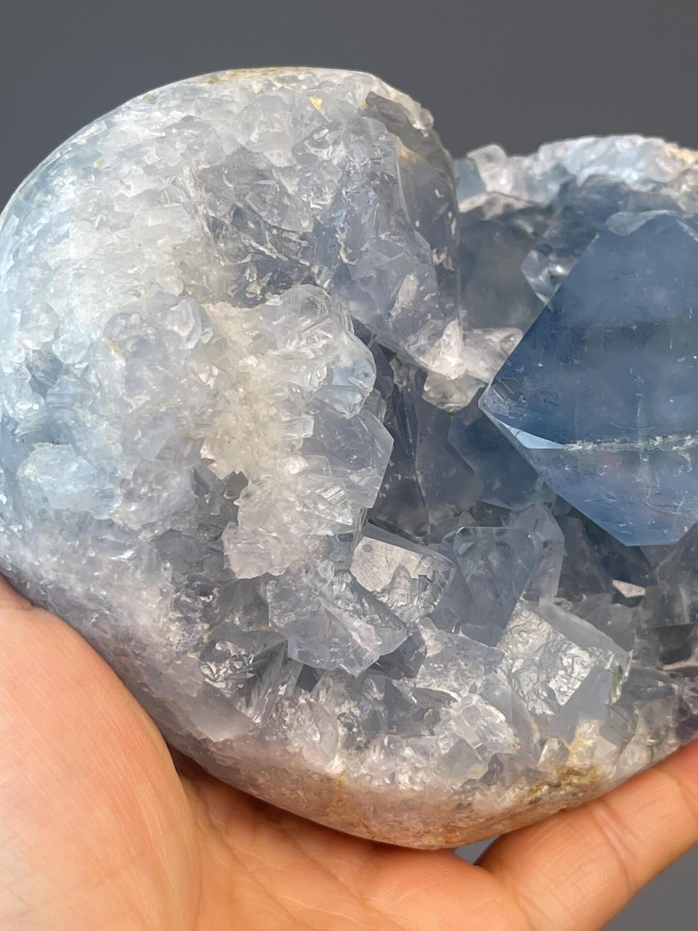 Madagascar celestite heart measuring 6.0×3.0×4.0 inches