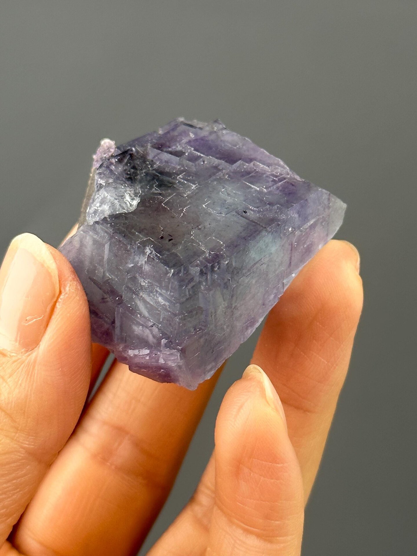 Detail of phantom zoning and blue edge in fluorite