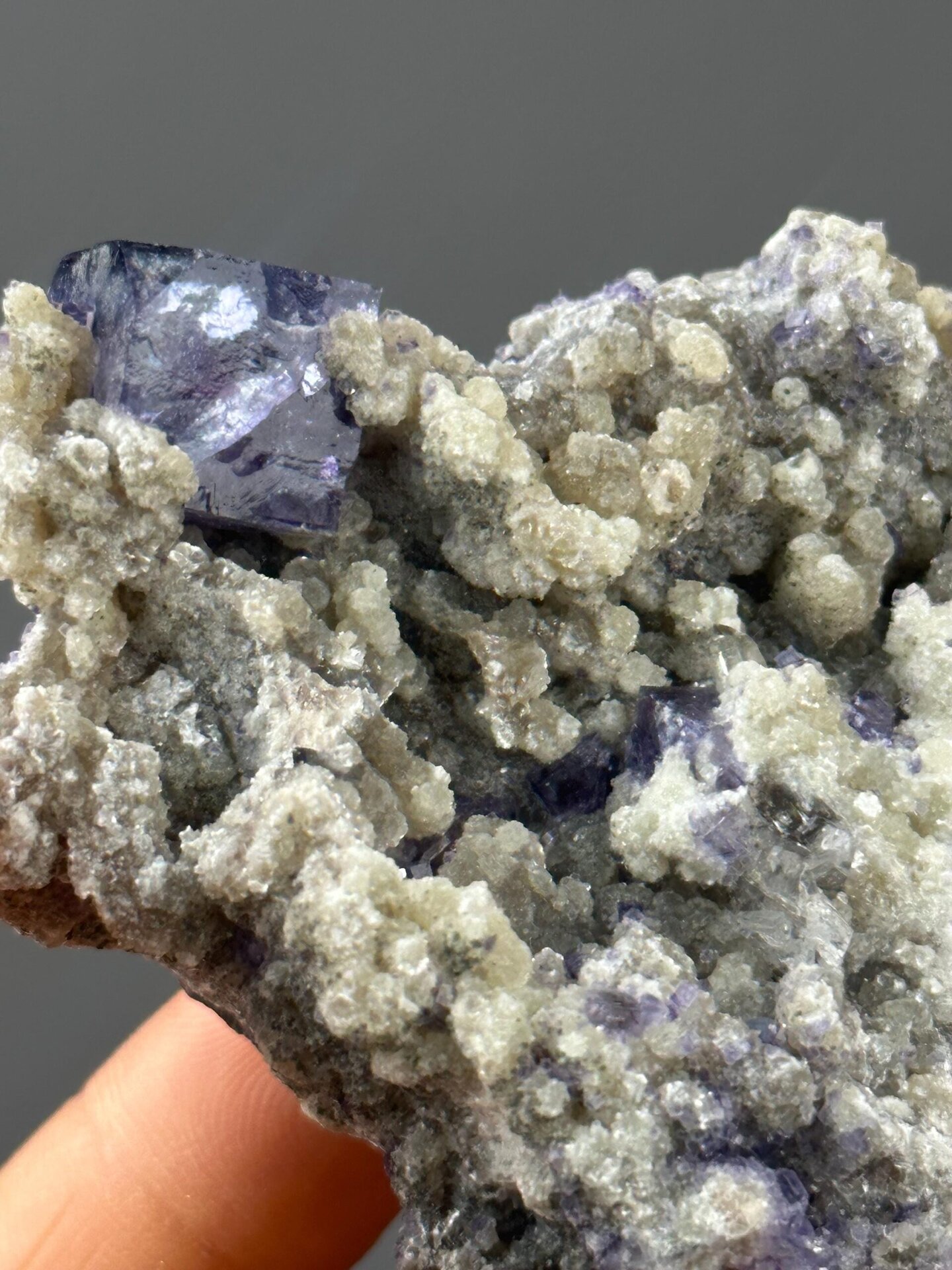 Detail of phantom zones in large fluorite crystal