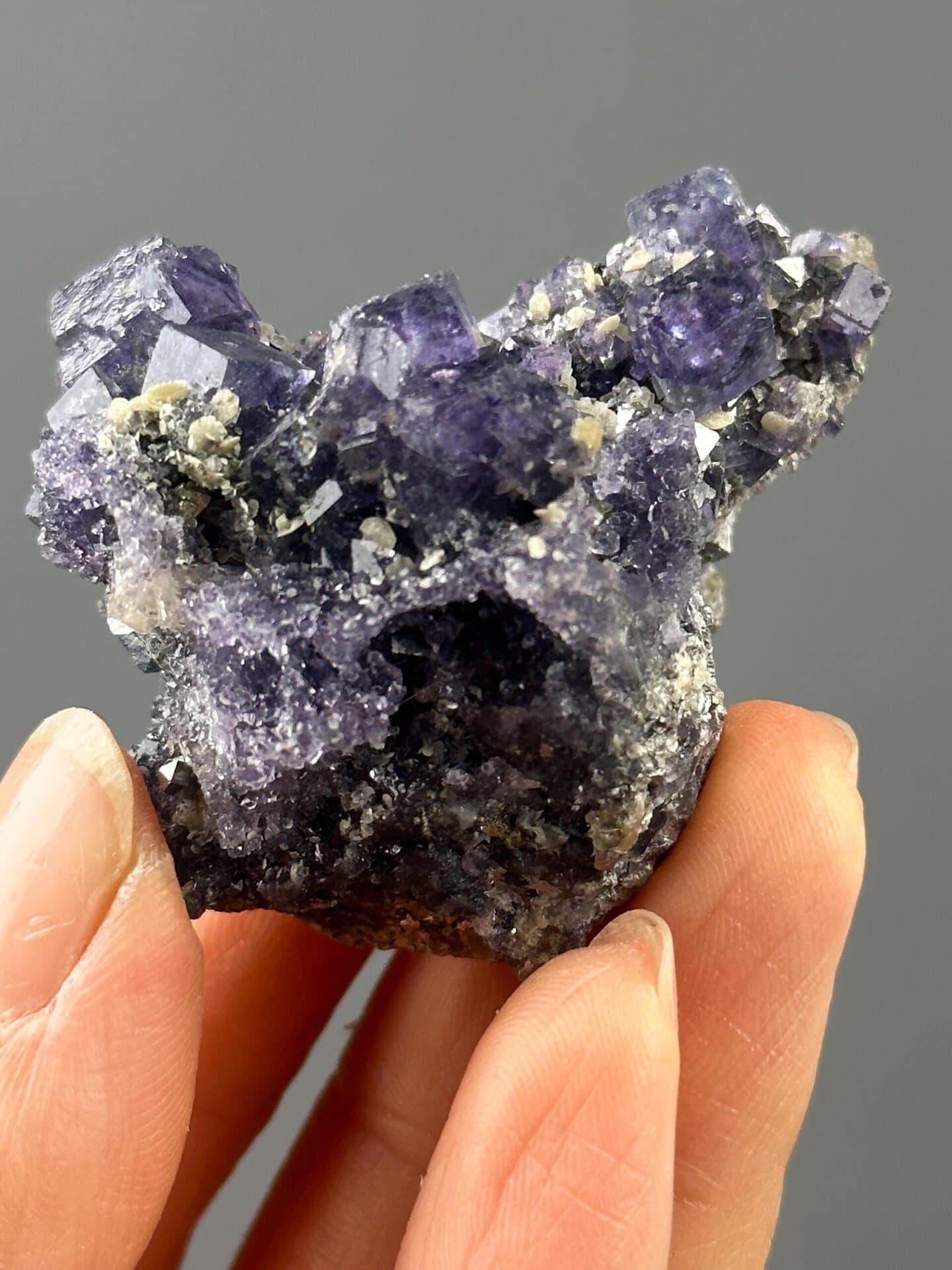 Top view of fluorite on dolomite, Yaogangxian Mine