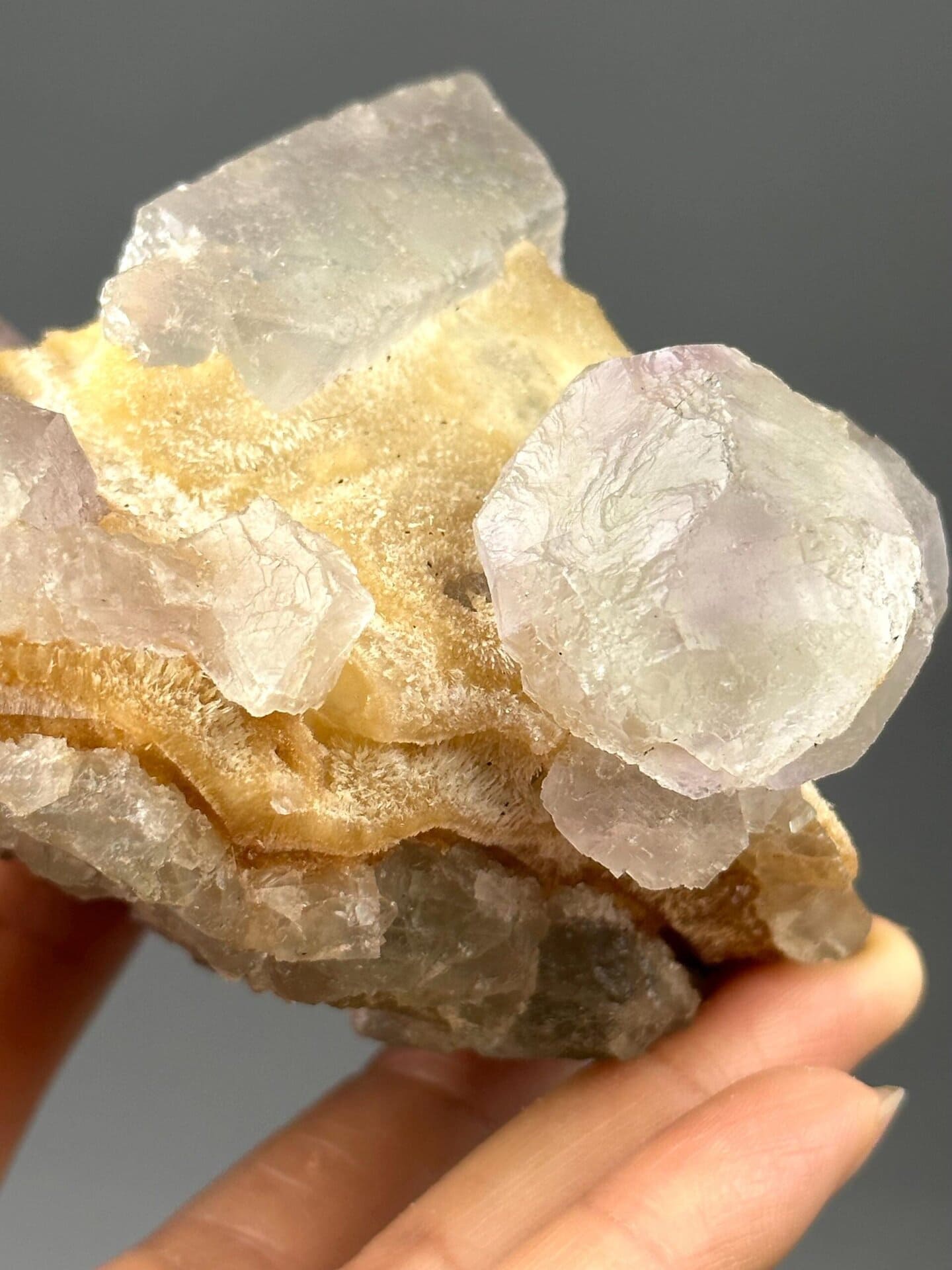 CaF₂ cubic fluorite with phantom zones, Mohs 4, Shangbao, Hunan