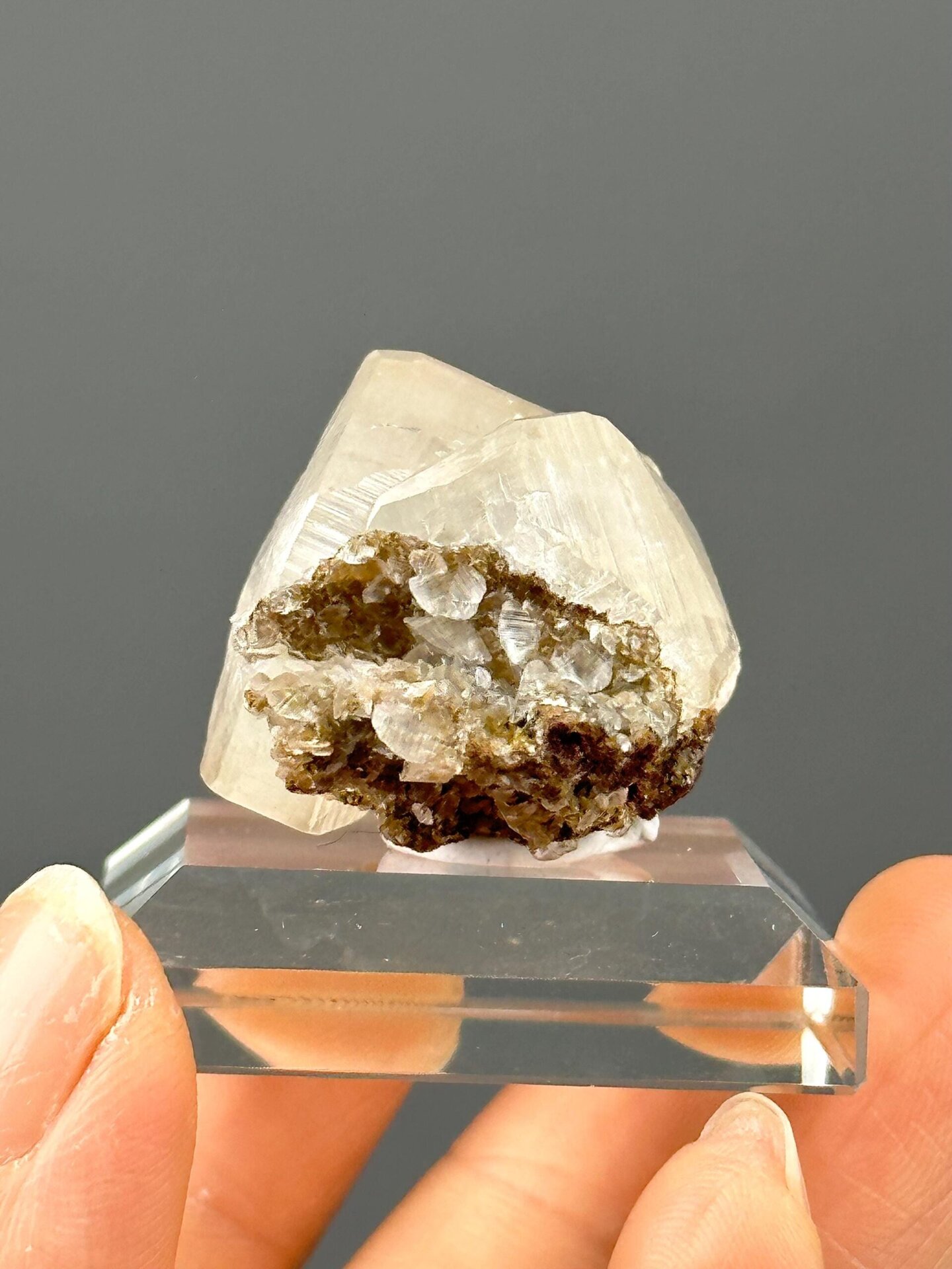 Close-up of calcite crystal showing vitreous luster