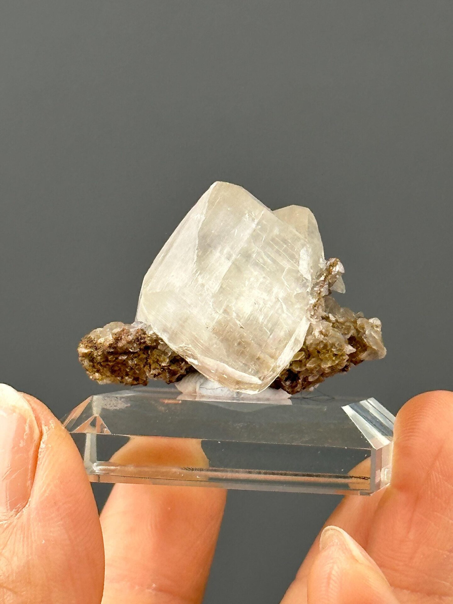 Natural calcite crystal on rock matrix from Hunan, China