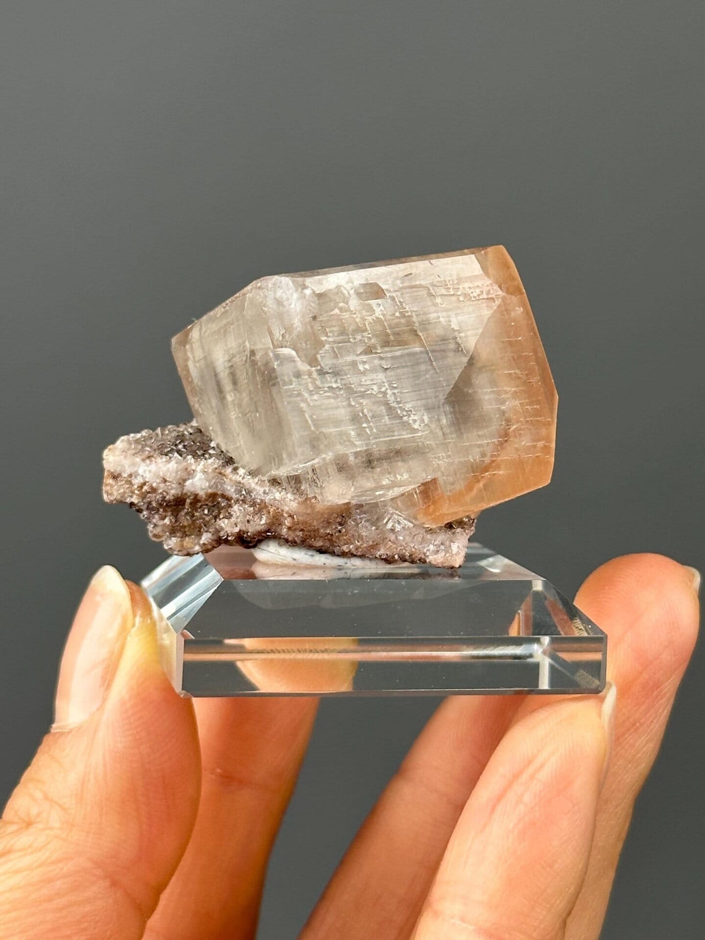 Front view of calcite matrix showing crystal arrangement