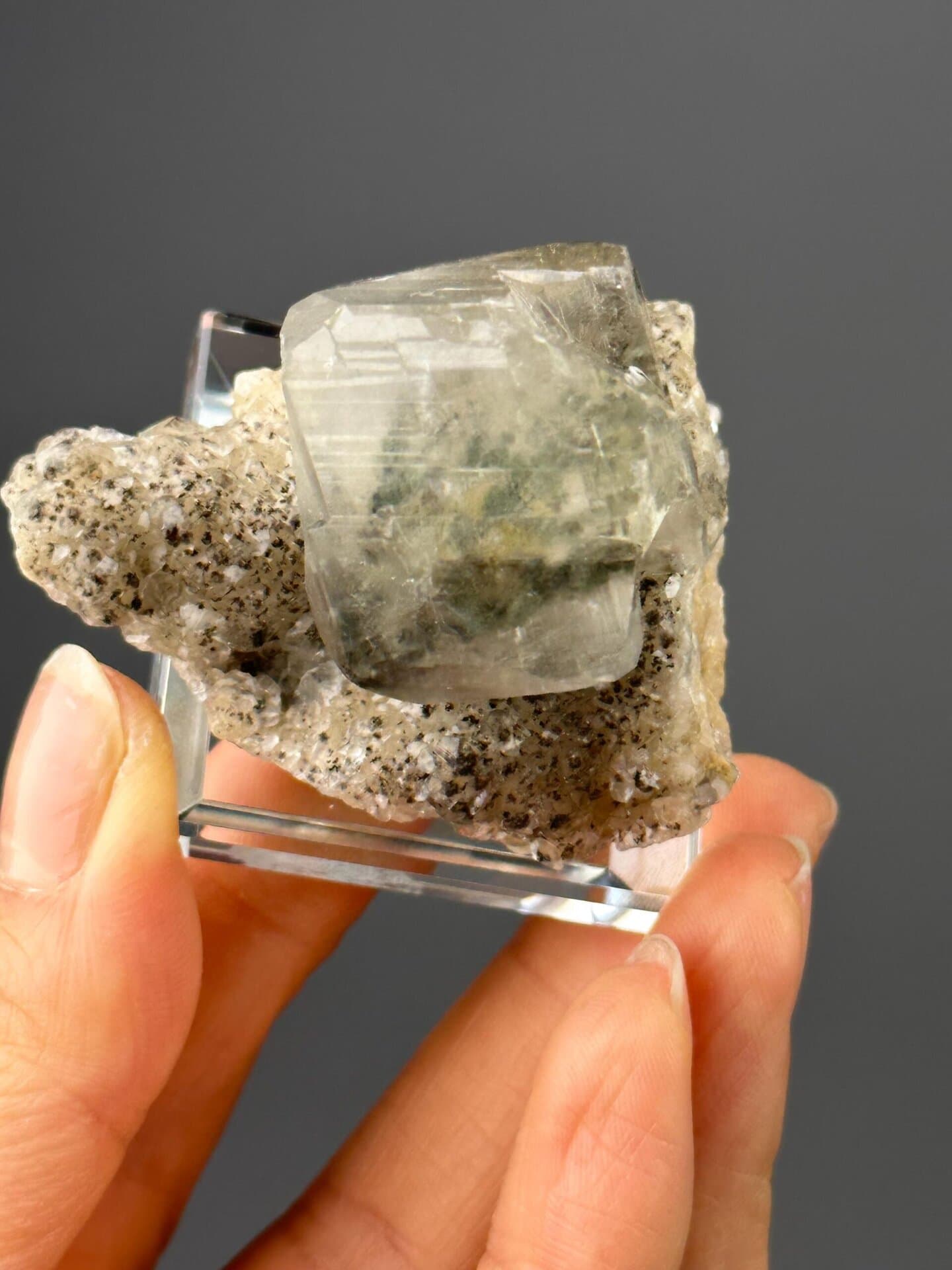 Back view of Daye Mine calcite crystal cluster specimen