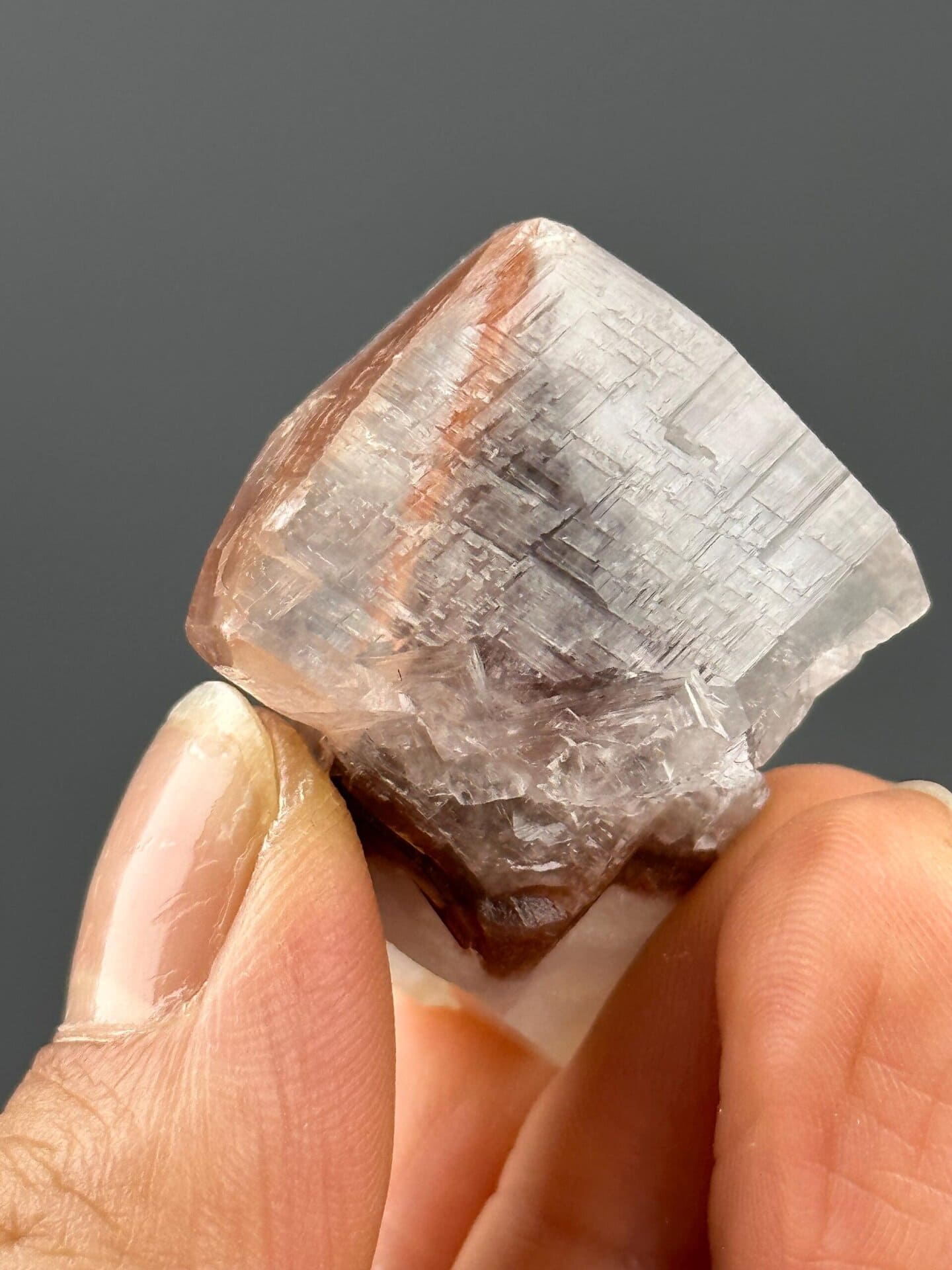 Top view of calcite with hematite showing colour contrast