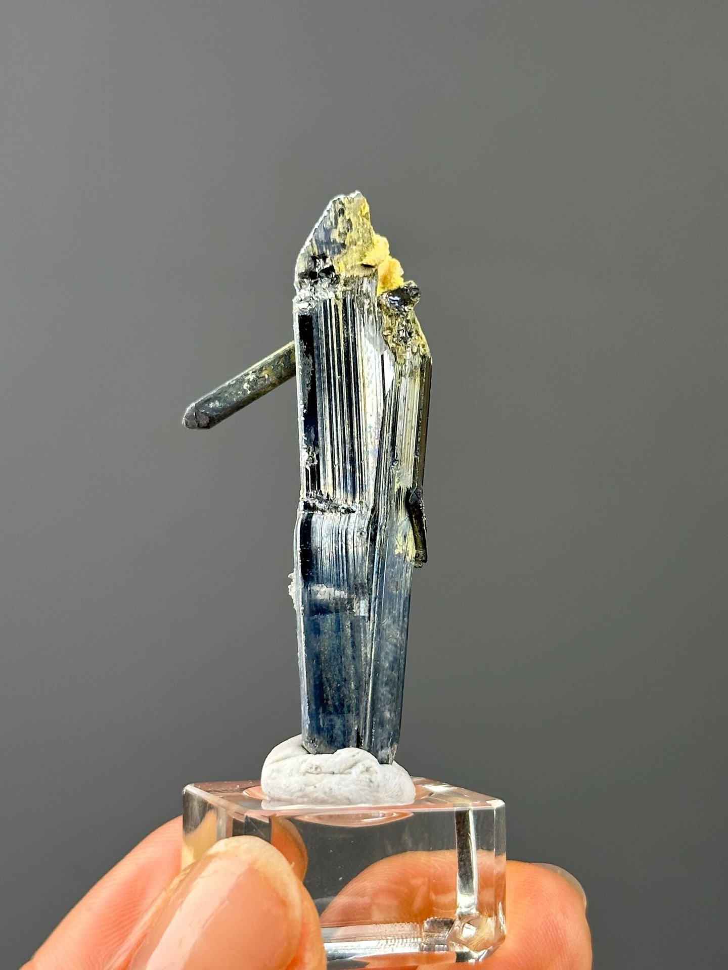 Columnar stibnite crystal with brilliant metallic luster from Hunan, China