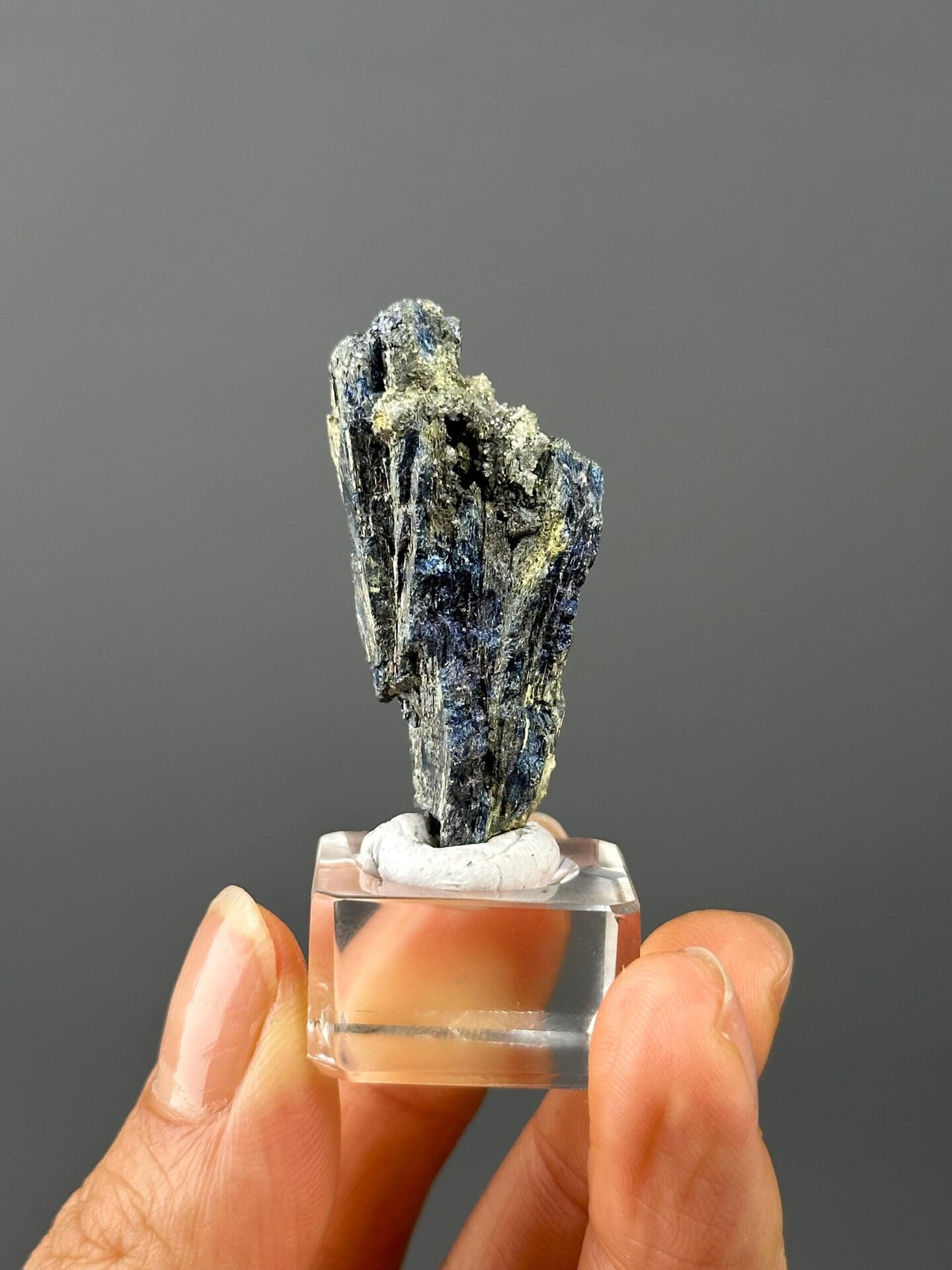 Sb₂S₃ orthorhombic stibnite, Mohs 2, iridescent, Hunan, 0.71 oz