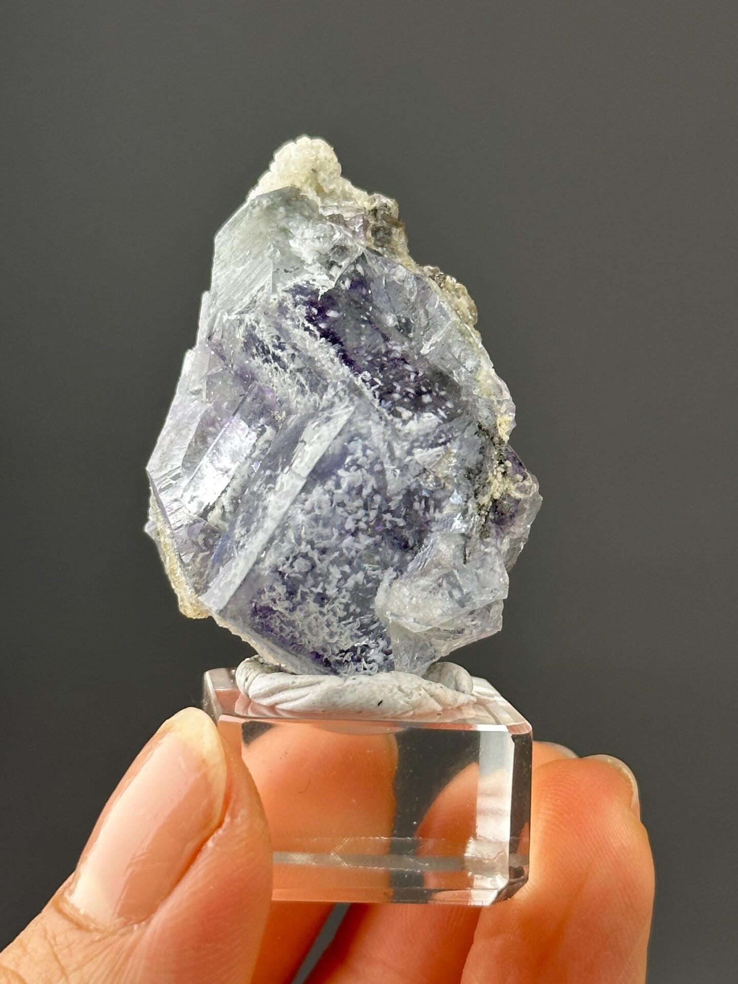 Purple fluorite with phantom bands and snowflake inclusions, Yaogangxian Mine