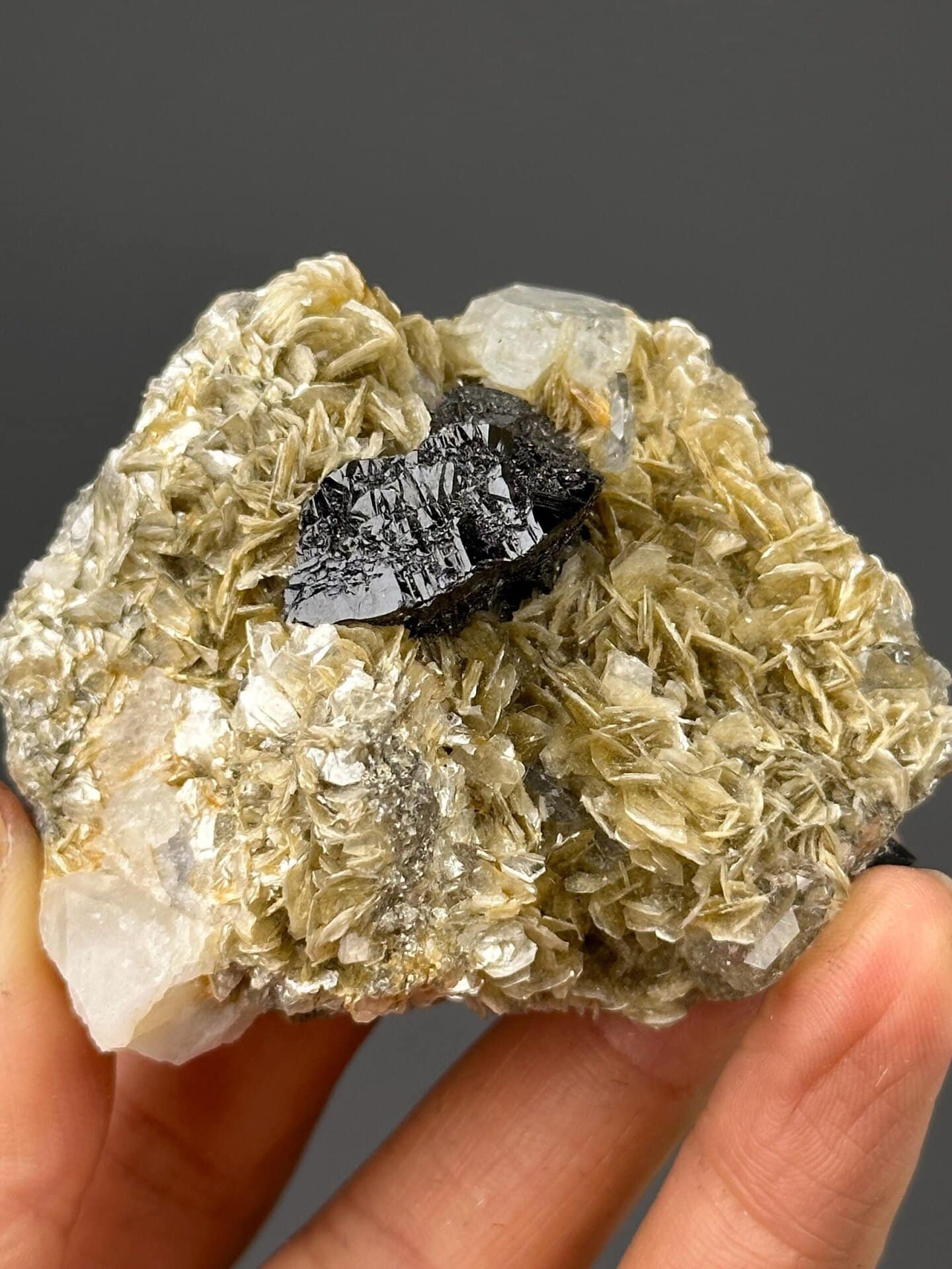 Cassiterite cluster with aquamarine, Xuebaoding Mine, Sichuan
