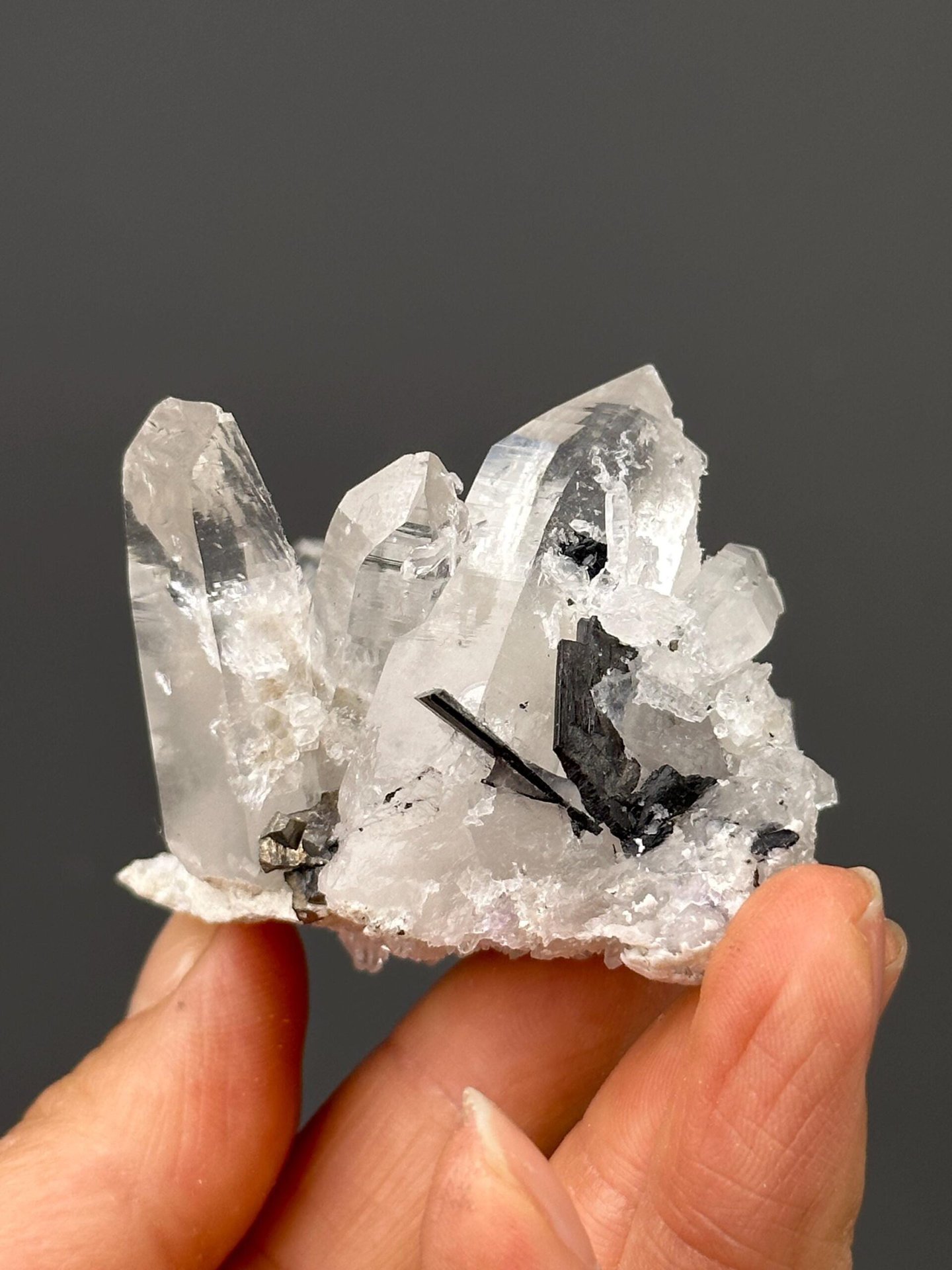 High-transparency quartz cluster with cassiterite and pyrite, Yaogangxian Mine, Hunan
