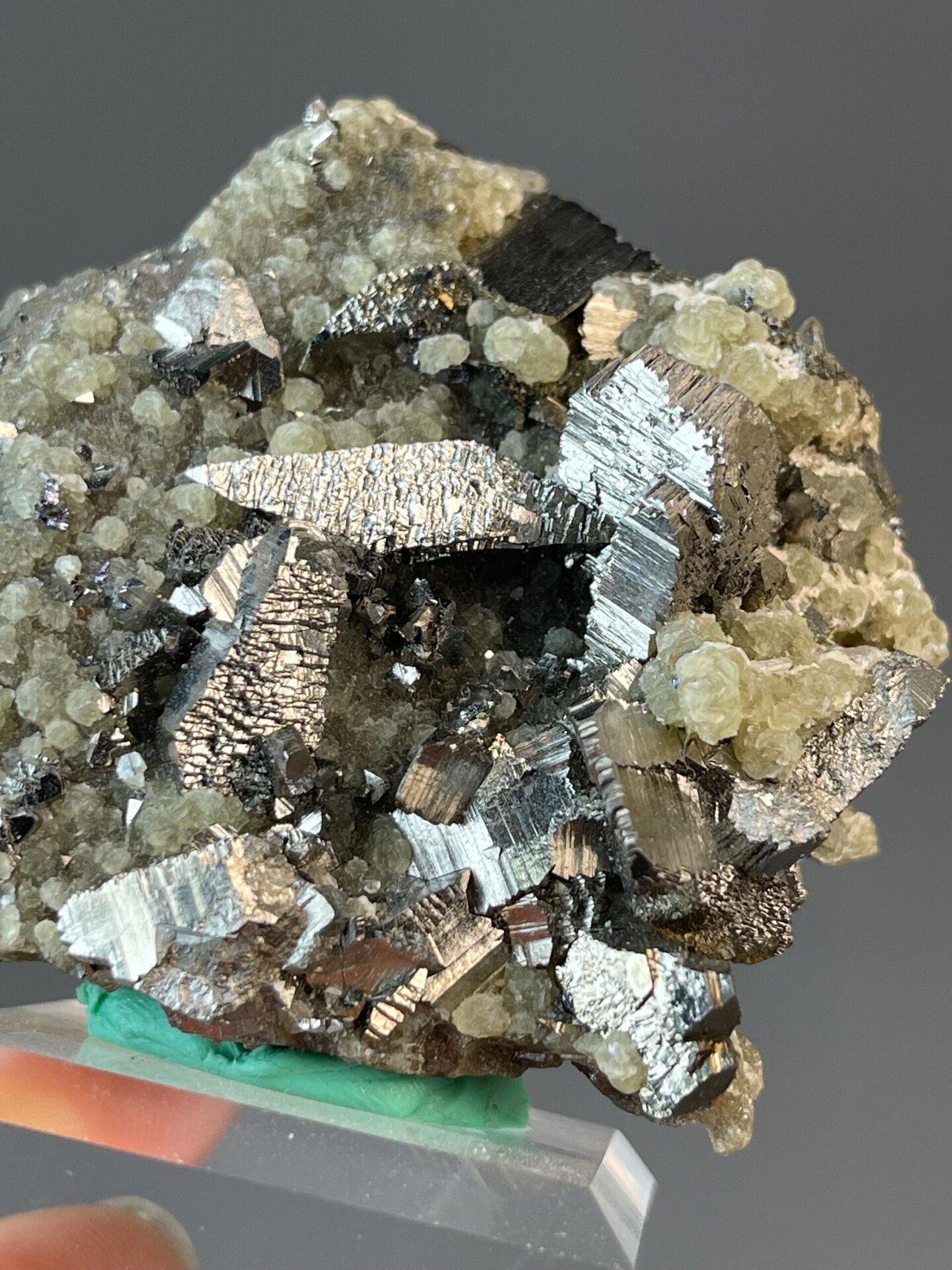Chalcopyrite and pyrite specimen, 4.94 oz, metallic luster