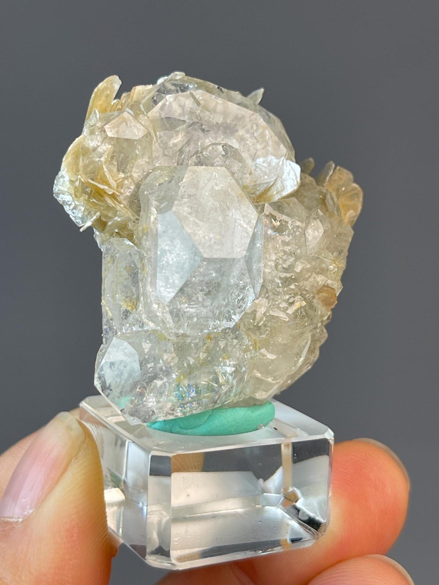 Transparent aquamarine beryl measuring 1.6×1.5×0.9 inches