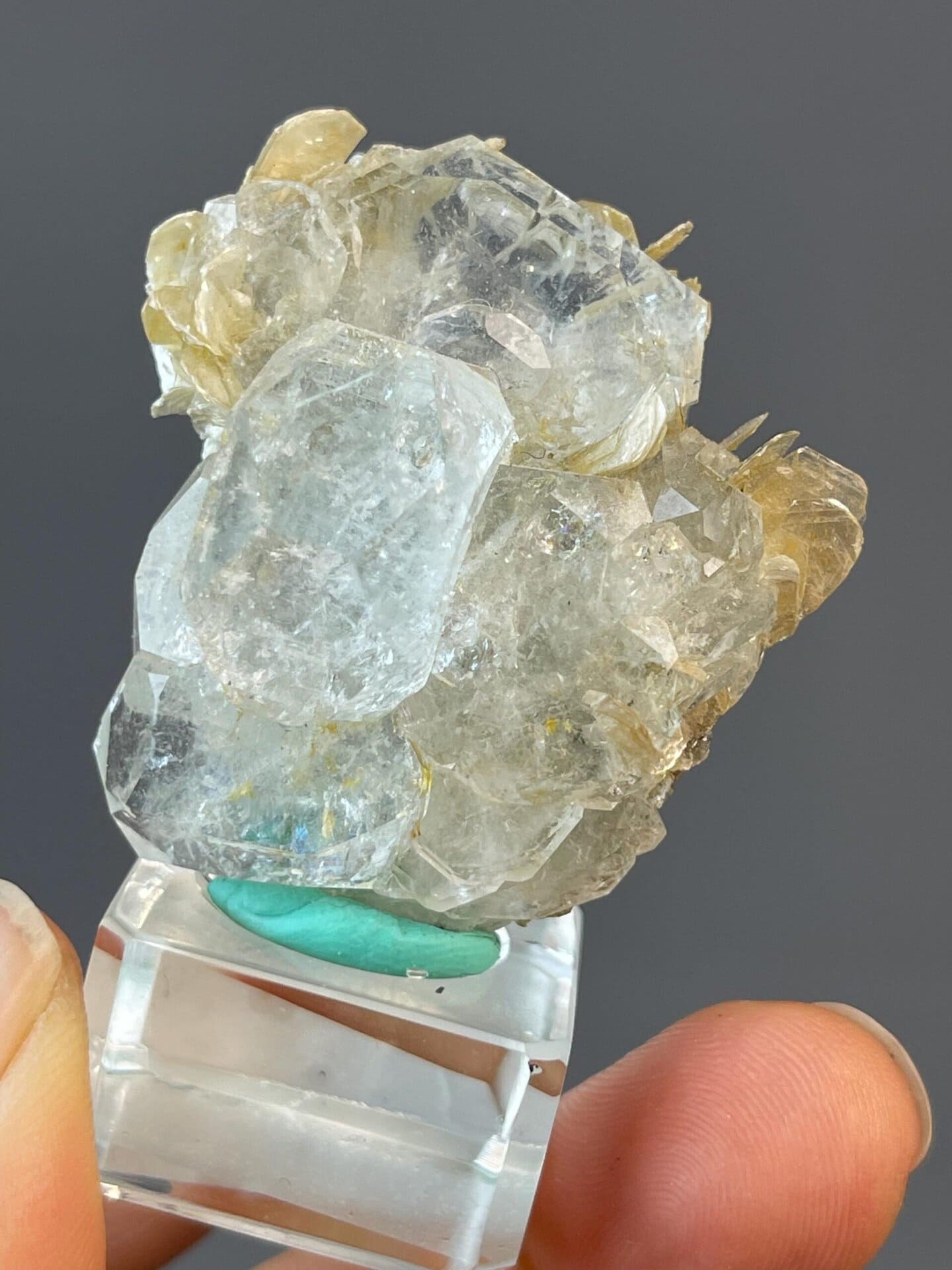 Rare Xuebaoding aquamarine with transparent to translucent clarity