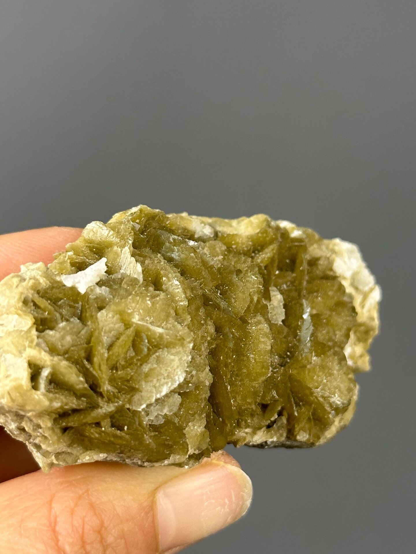 Angled view of siderite with dolomite matrix