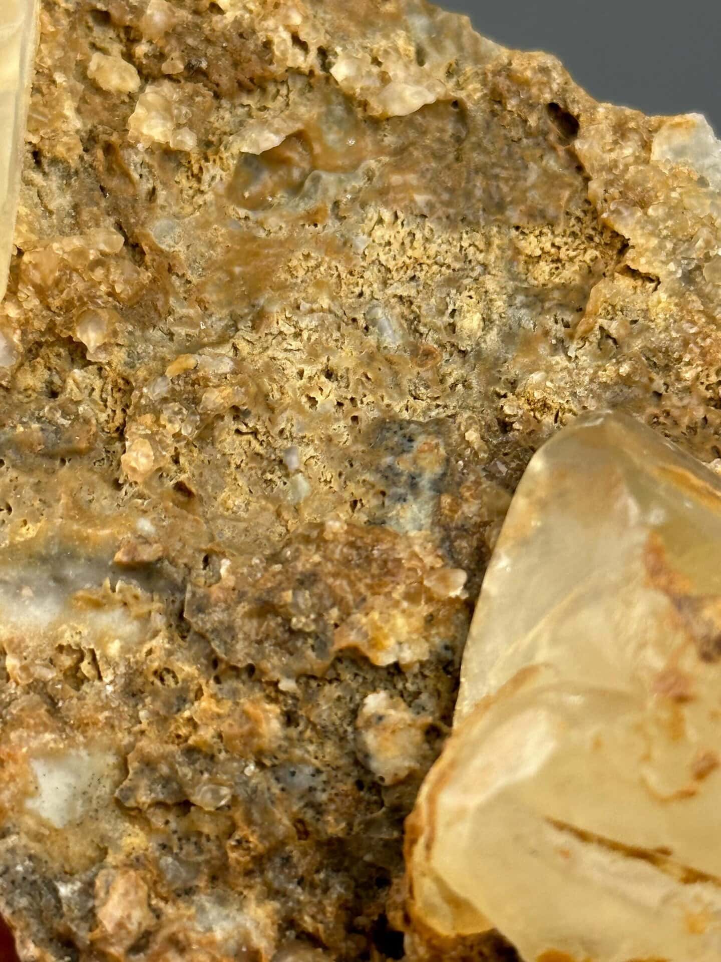 Calcite twin crystal habit close-up