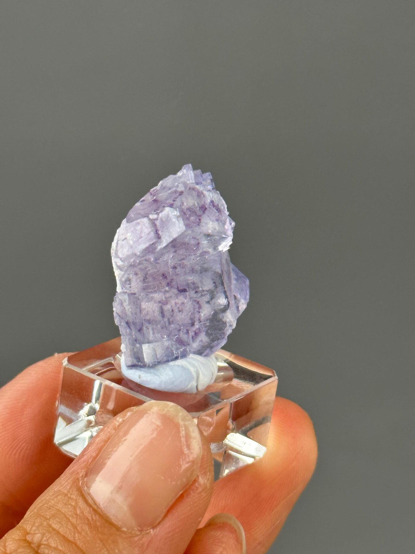 Purple fluorite twin crystal habit detail