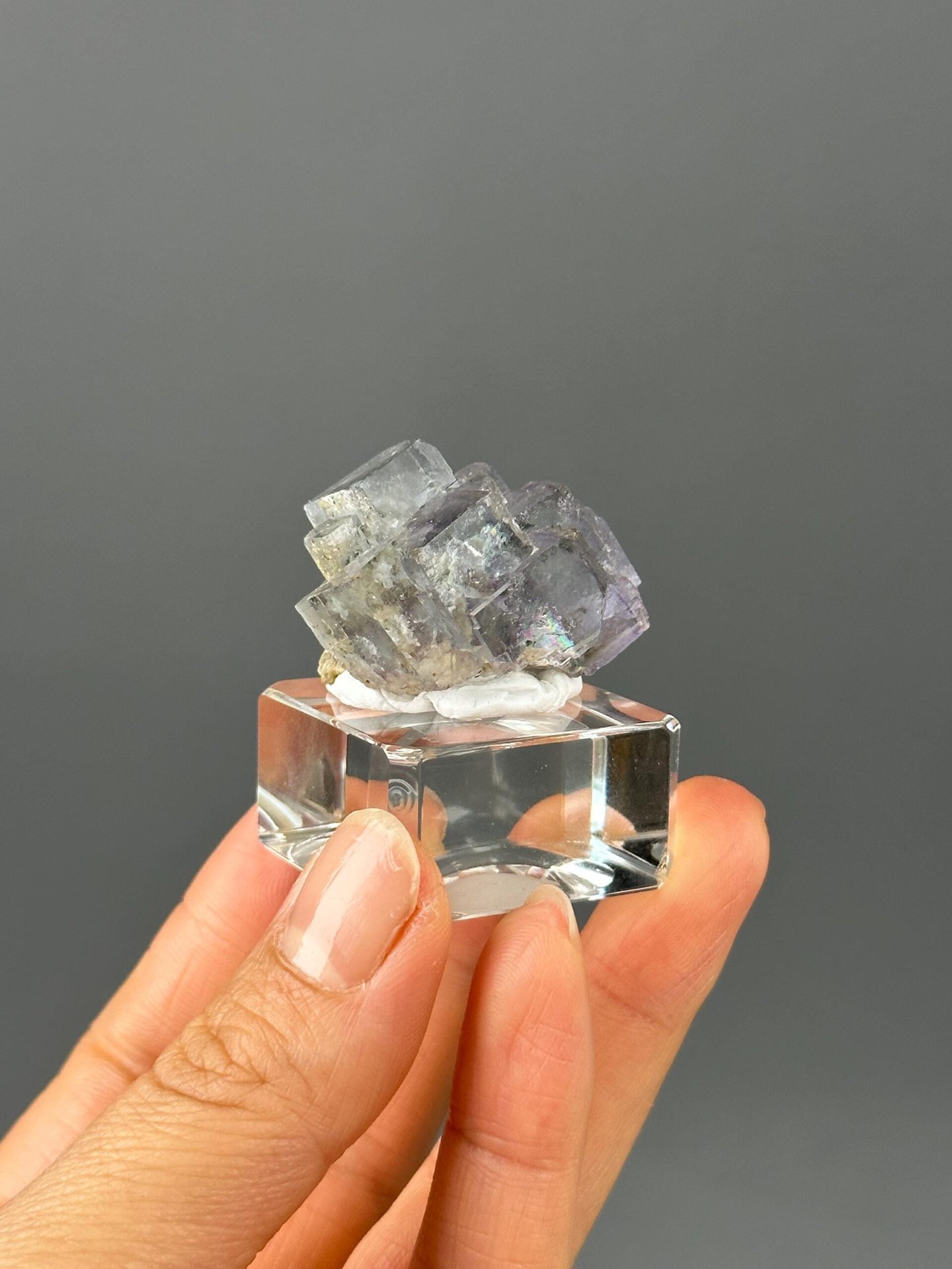 Fluorite pyrite inclusion side profile