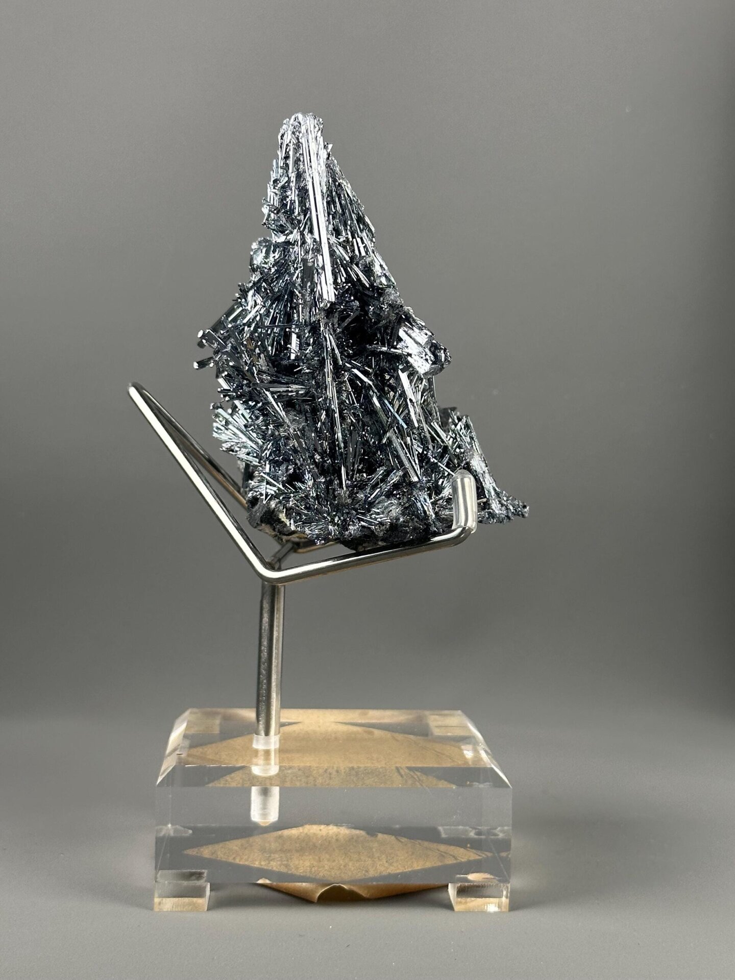 Hunan stibnite needles under studio lighting