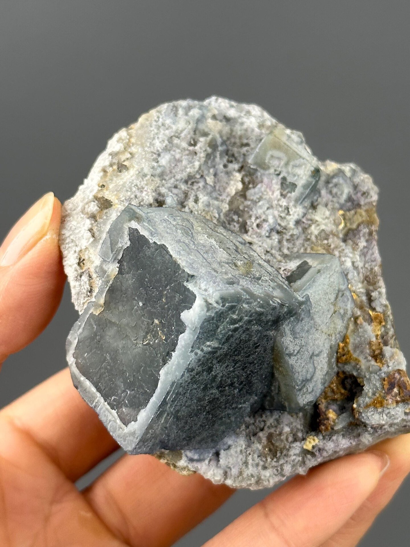 Green fluorite cluster base and matrix