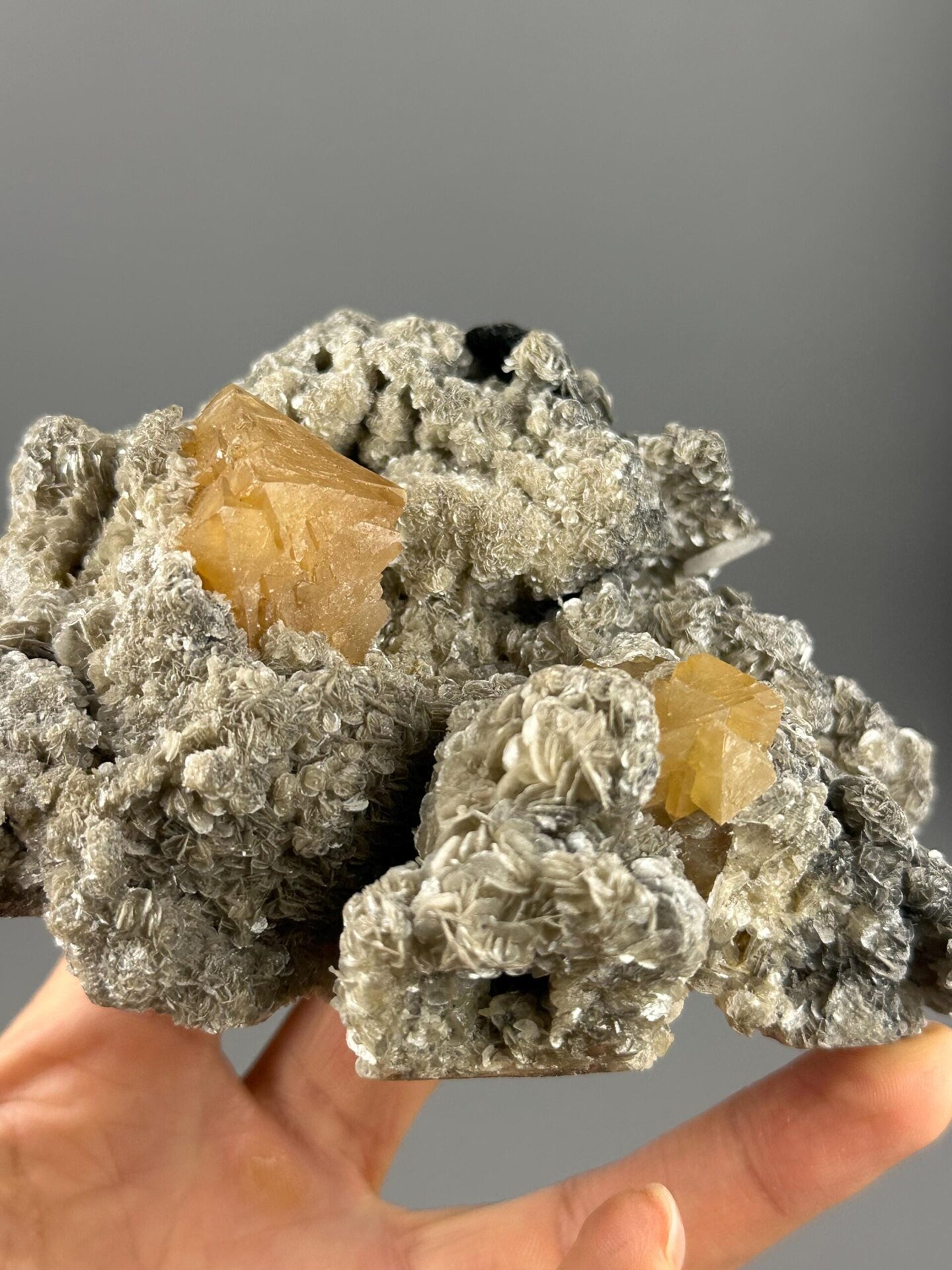 Scheelite crystal faces octahedral form close-up