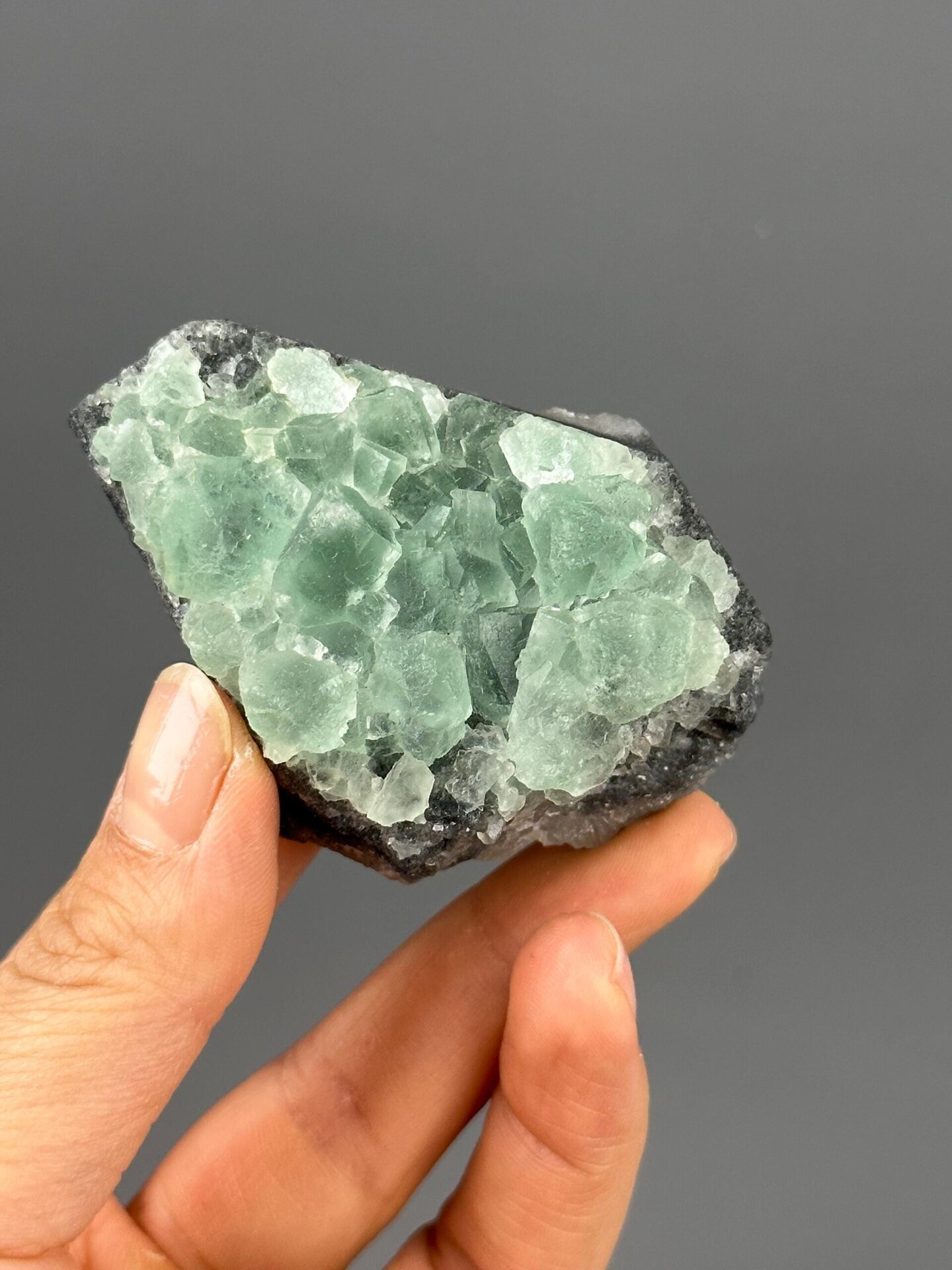 Green fluorite quartz matrix side profile