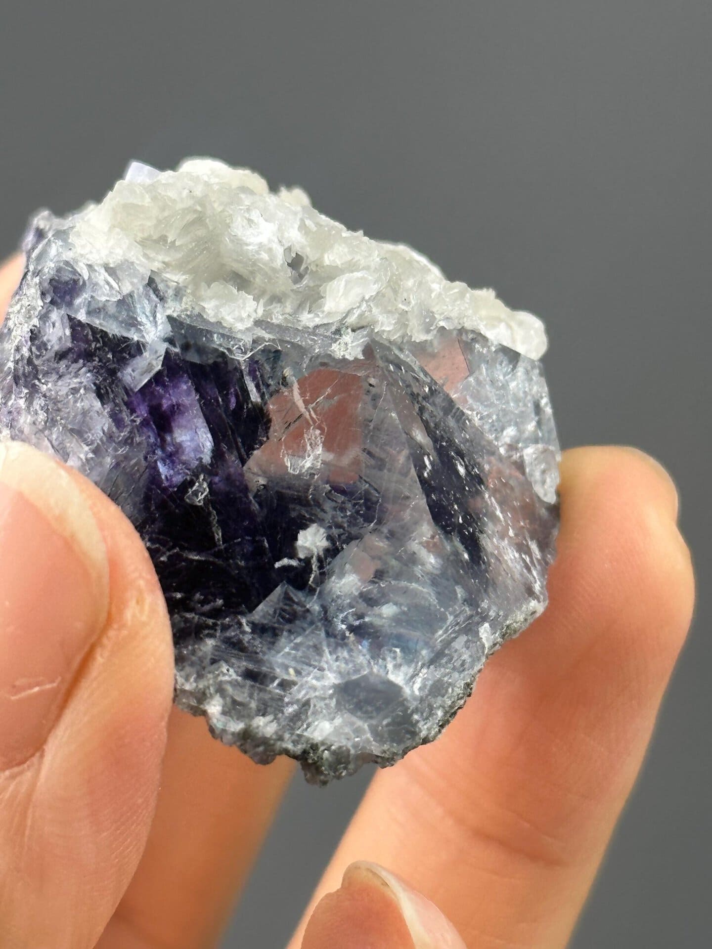 CaF₂ cubic fluorite, Mohs 4, deep purple twinned with calcite, Yaogangxian, 2.12 oz