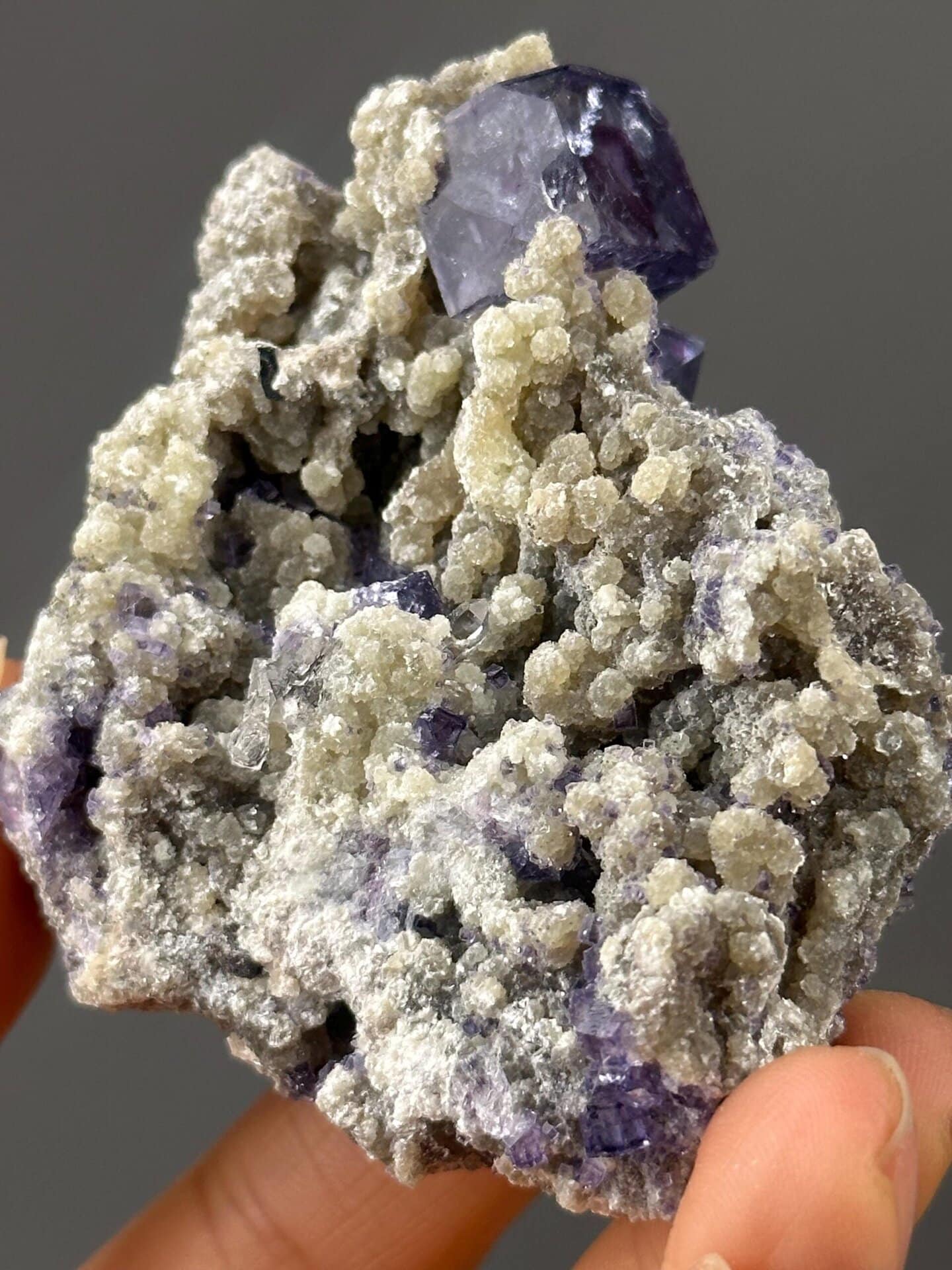 Top view of phantom fluorite on white matrix, Yaogangxian