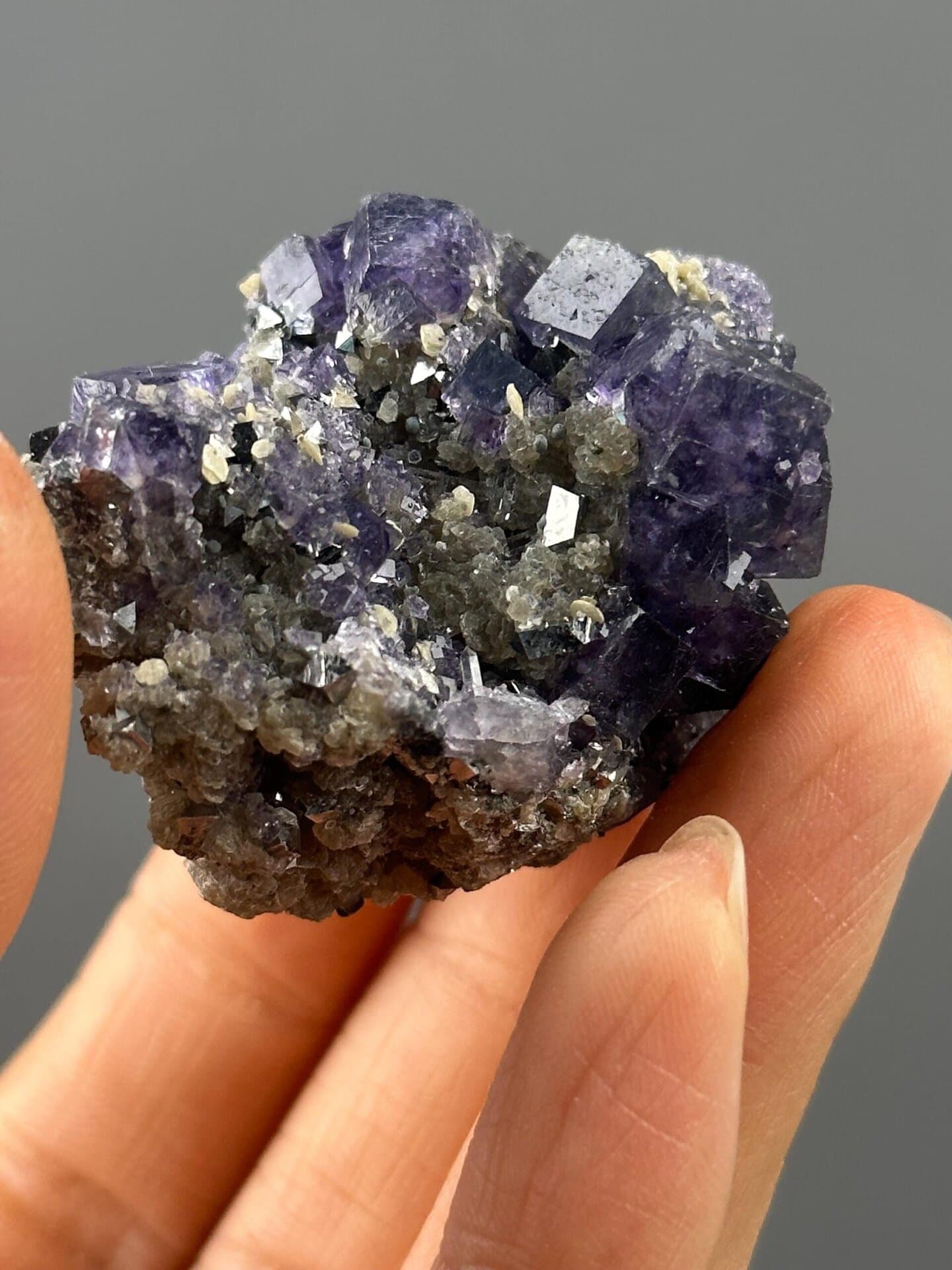 Side view of fluorite-dolomite specimen, 1.8×1.5×1.5 in