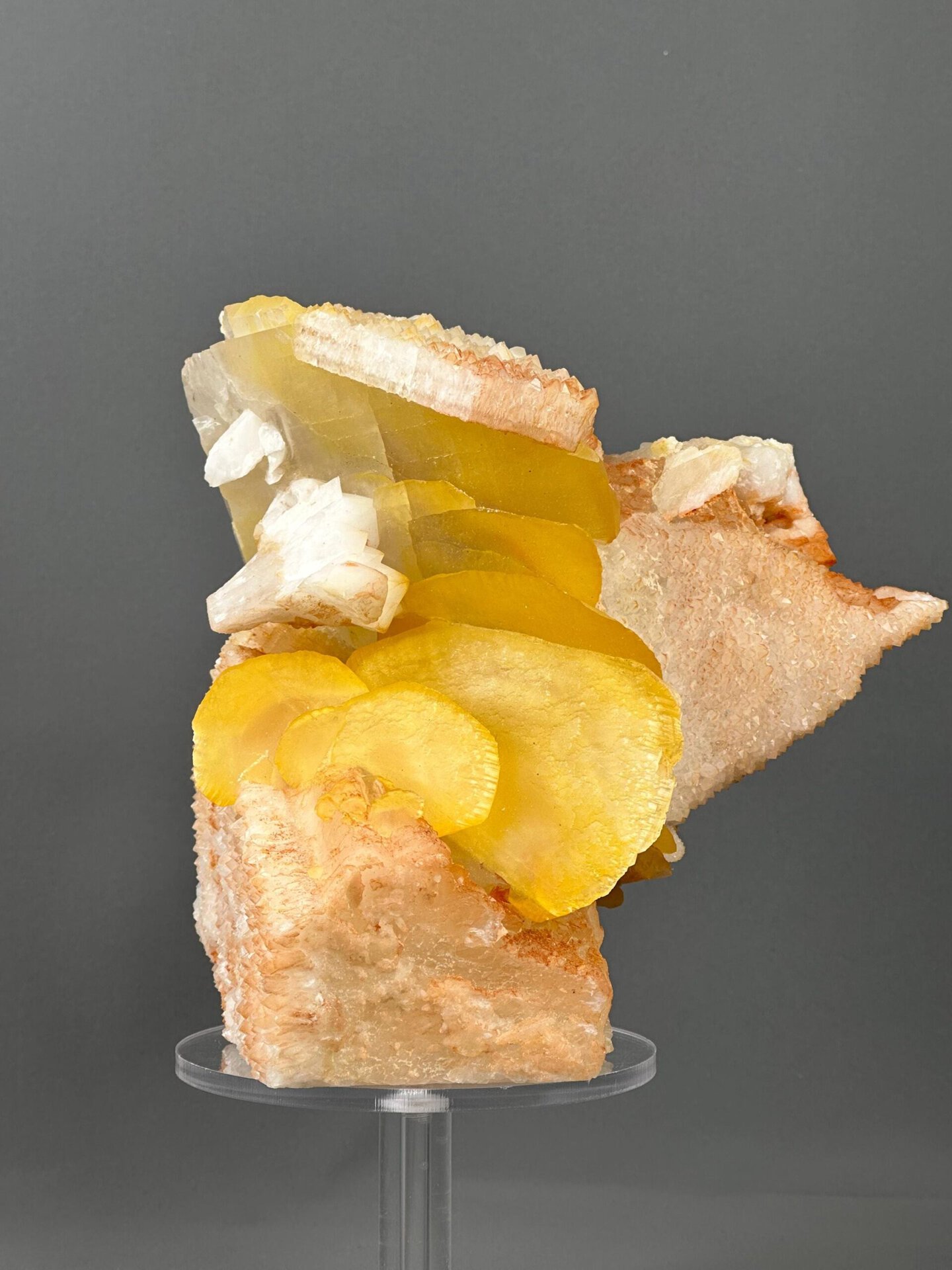 Detail of botryoidal calcite surface showing smooth yellow texture