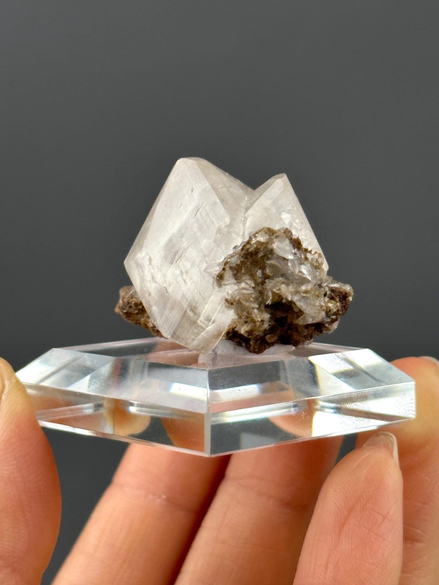 Front view of calcite crystal showing well-formed faces