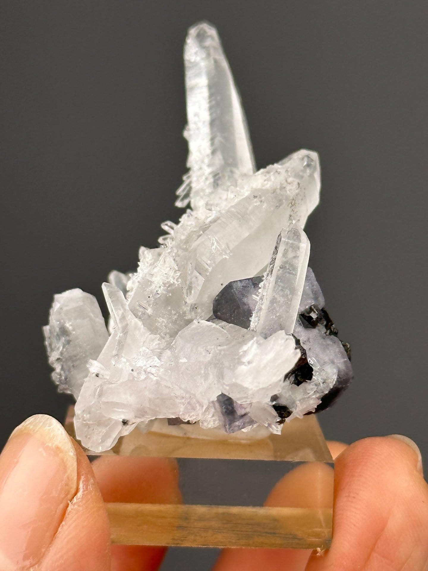 Back view of Yaogangxian cassiterite-quartz-fluorite specimen
