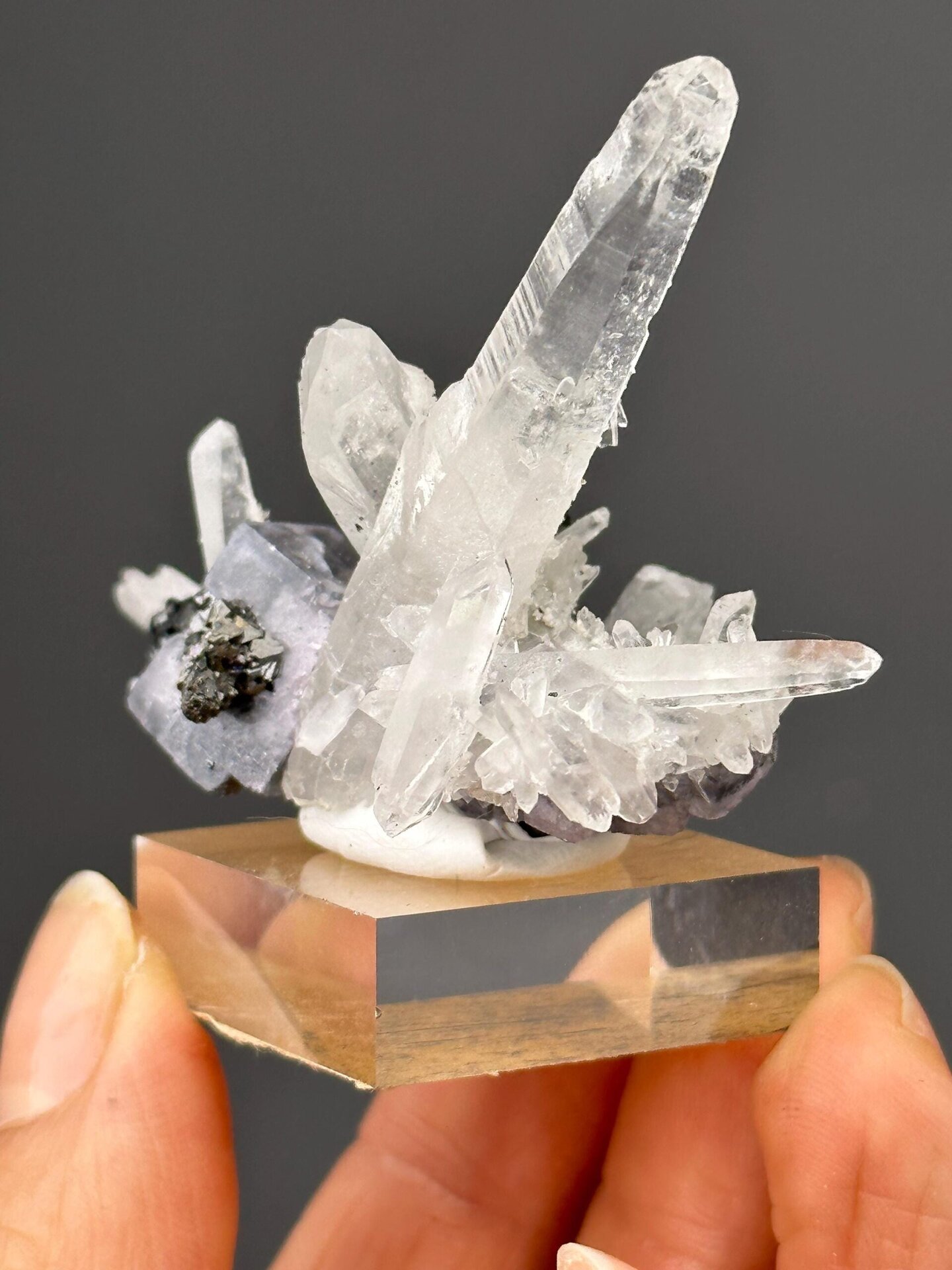 Cassiterite quartz cluster with purple fluorite, Yaogangxian