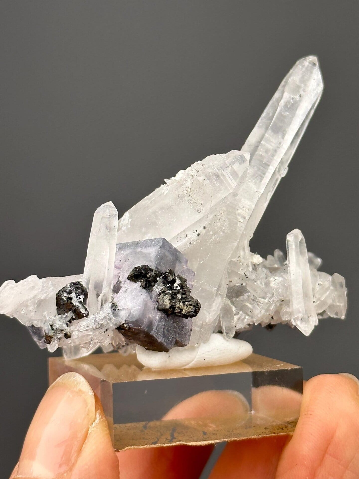 Side view of cassiterite specimen, 2.2×1.3×1.8 in, Yaogangxian