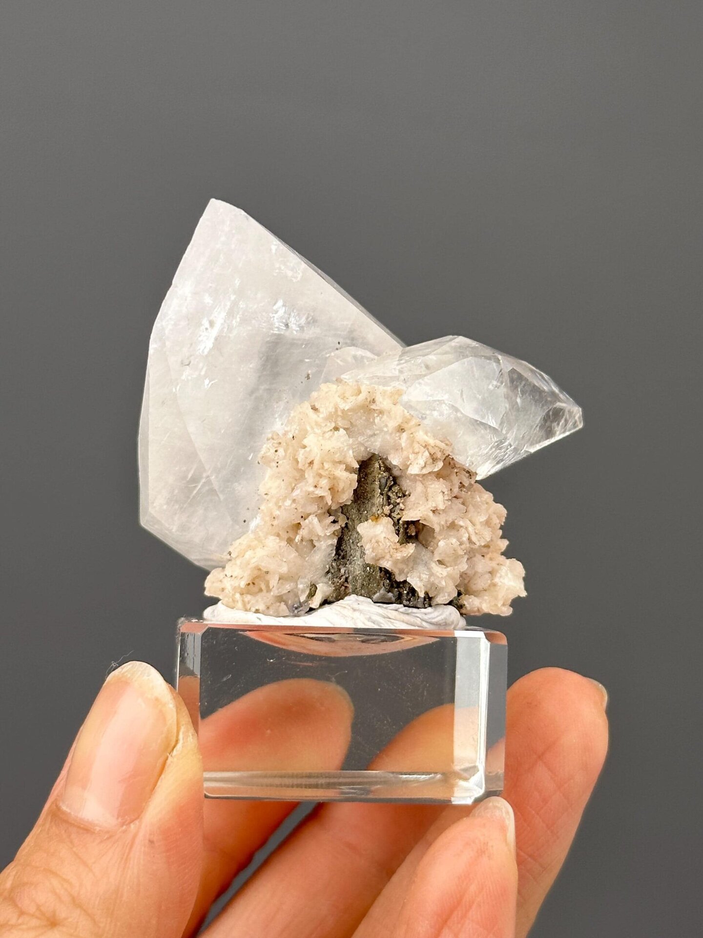 Side view of calcite-dolomite specimen, 2.1×1.8×1.5 in