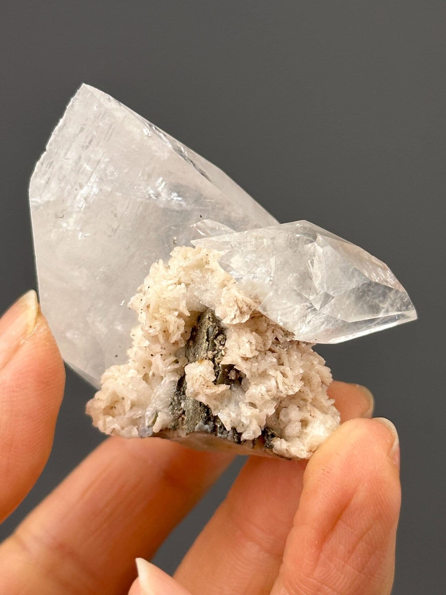 Top view of twin calcite arrangement, Hunan Province