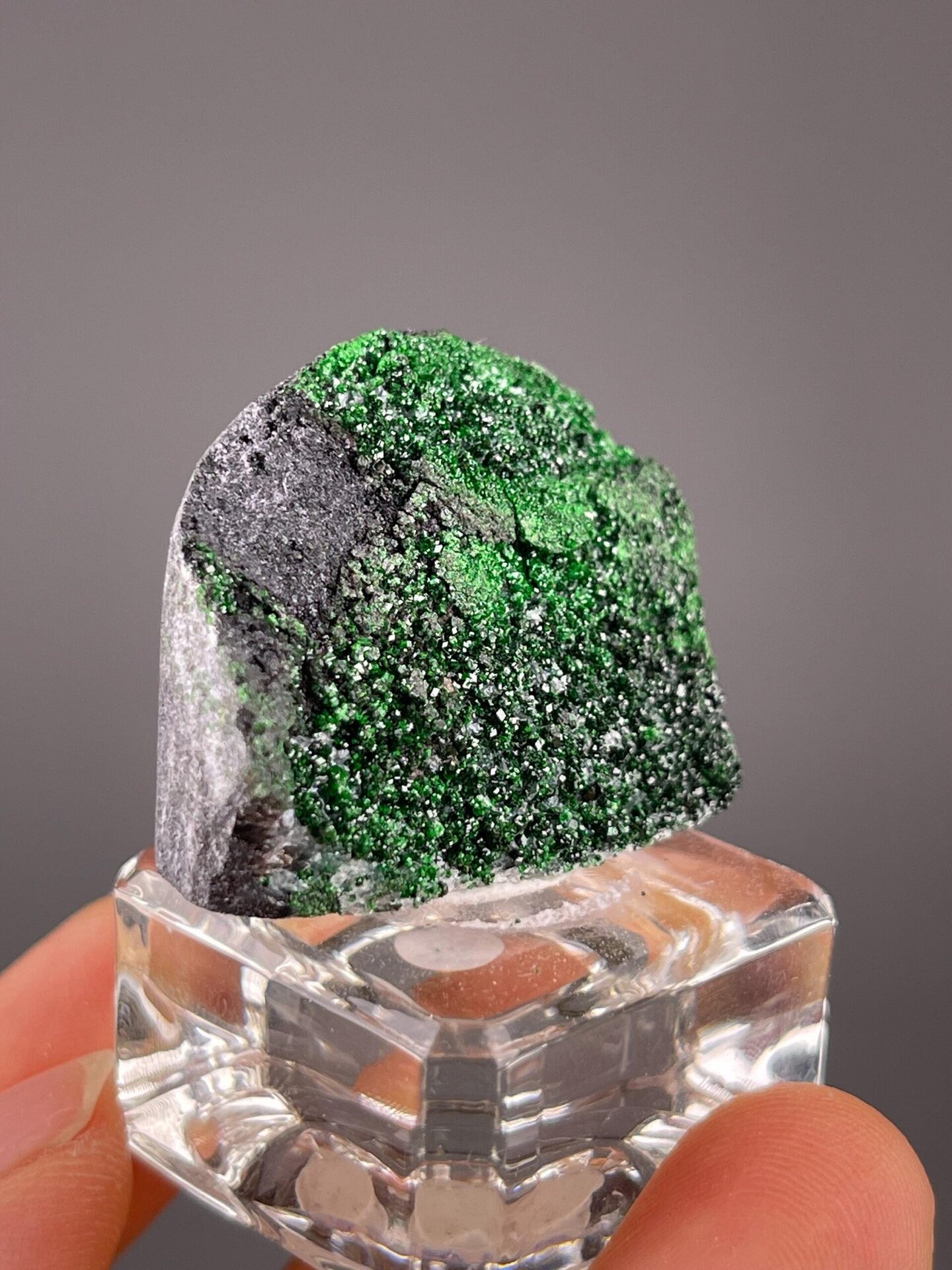 Green grossular garnet cluster, 1.23 oz, vitreous luster