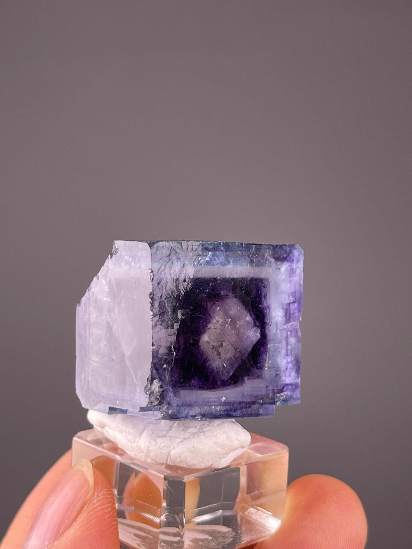 Yaogangxian phantom fluorite with inclusion, 0.88 oz, vitreous luster