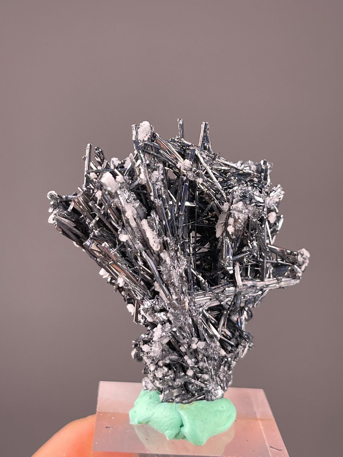 Antimony sulfide stibnite with calcite from Hunan Province