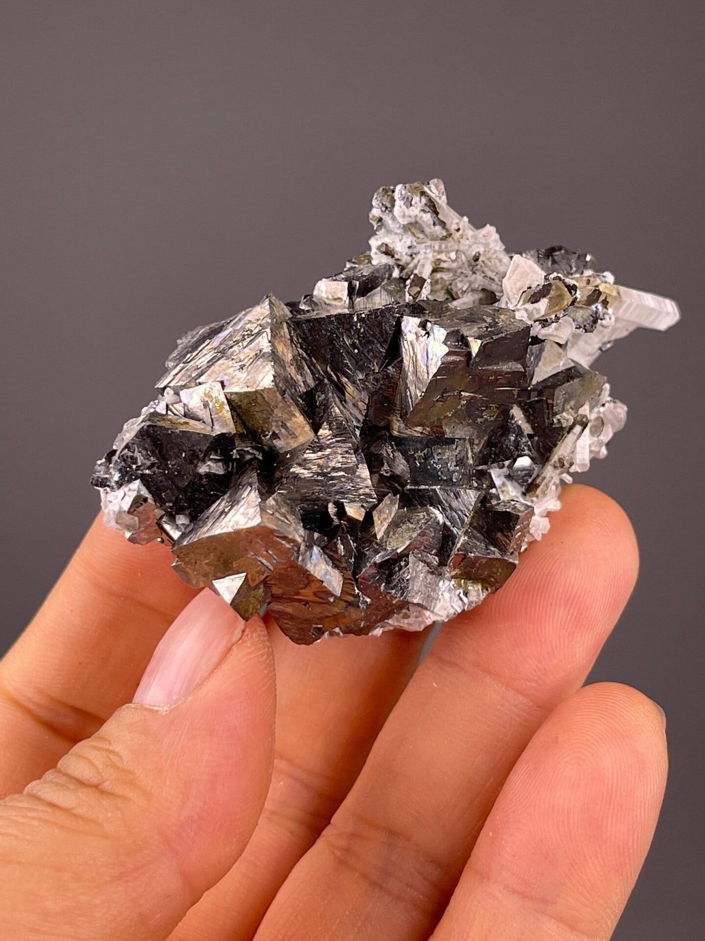 Arsenopyrite and quartz measuring 2.6×1.6×1.3 inches