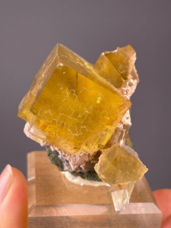 Yellow Fluorite Crystal Cluster - Twinned Specimen - Beijing Origin - Collectible Mineral
