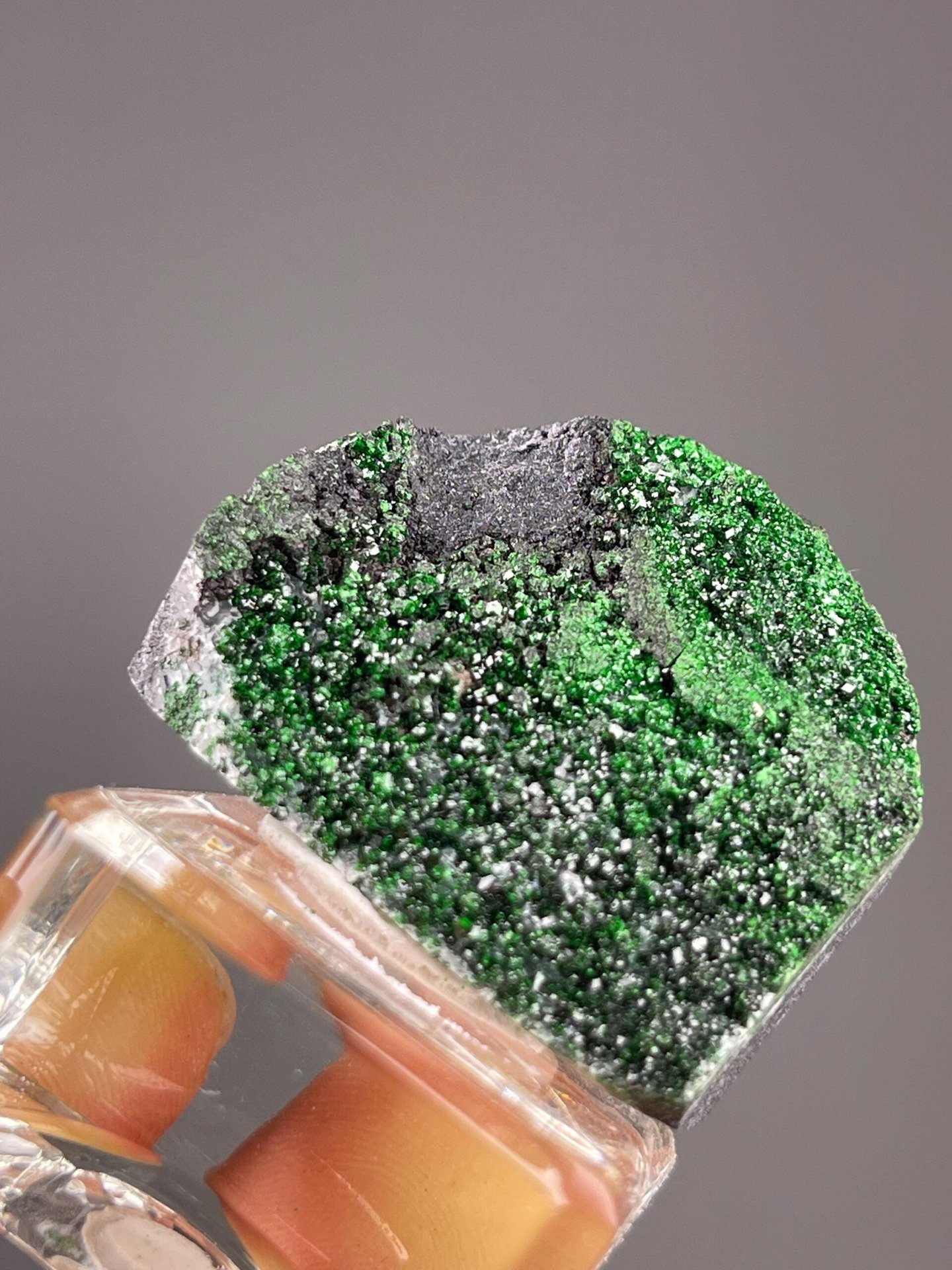 Green grossular garnet with vitreous luster, Tanzania origin