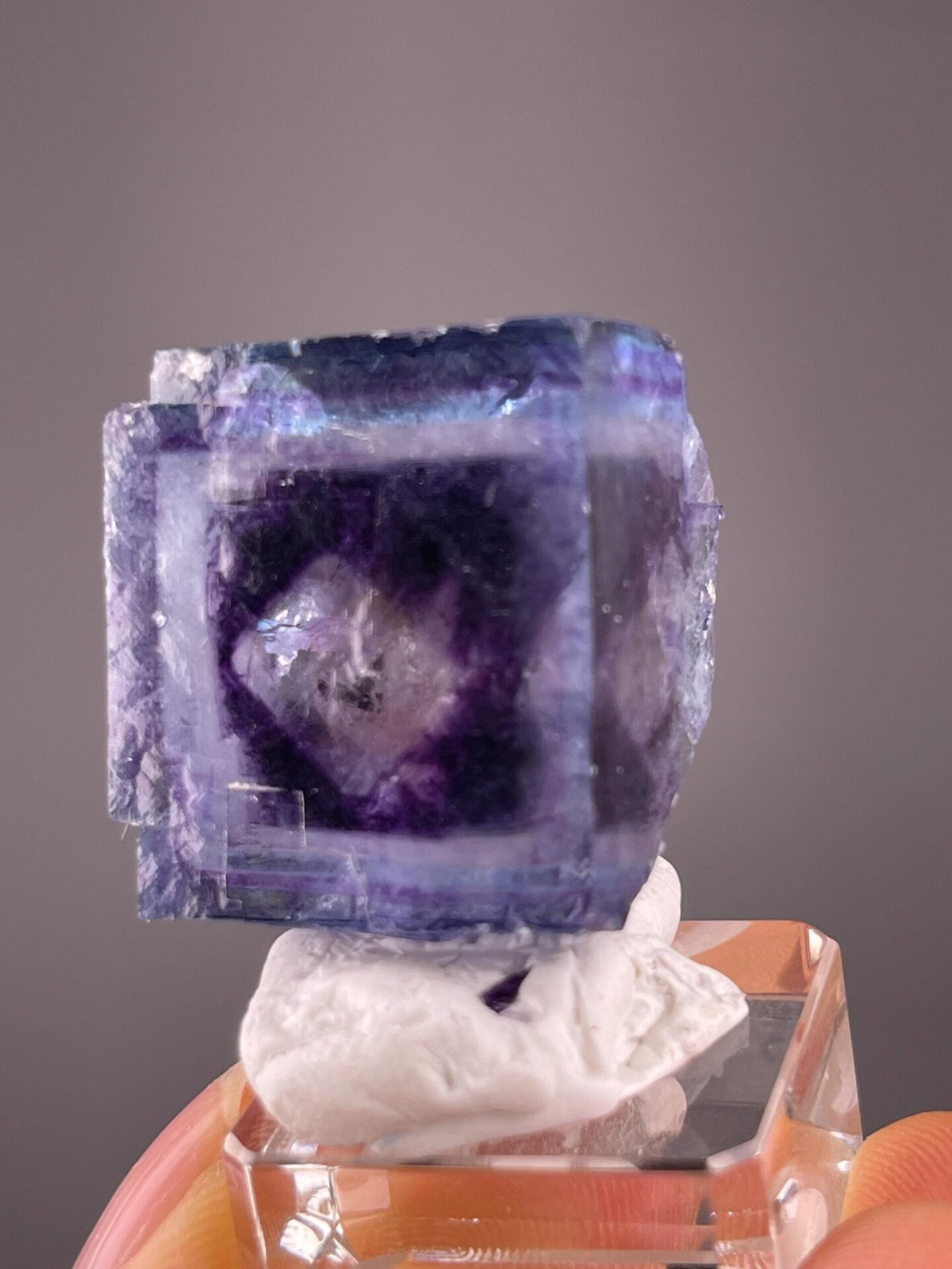 Purple fluorite with internal inclusion from Yaogangxian, Hunan