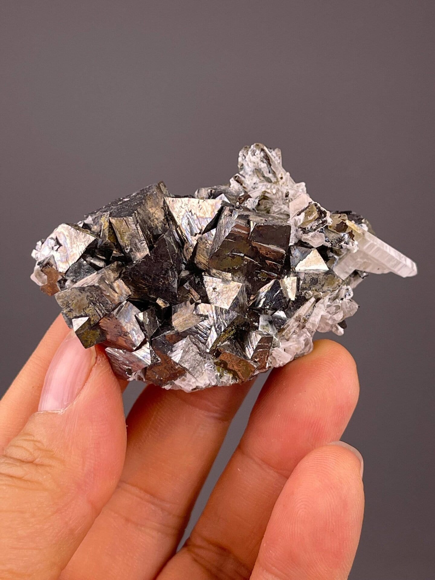 Steel-gray arsenopyrite on crystalline quartz, Inner Mongolia