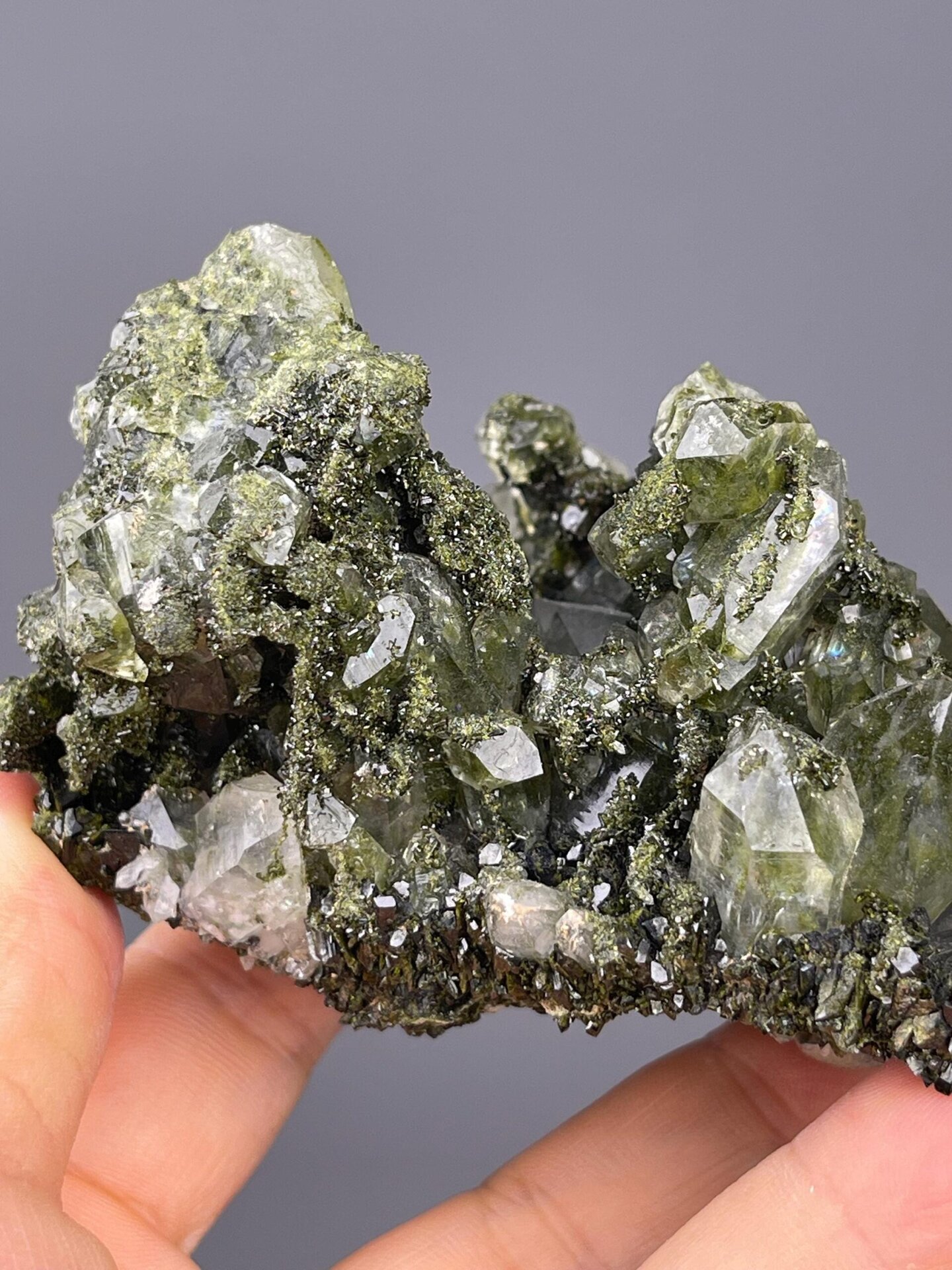 Phantom quartz with green mineral inclusions from Turkish deposit