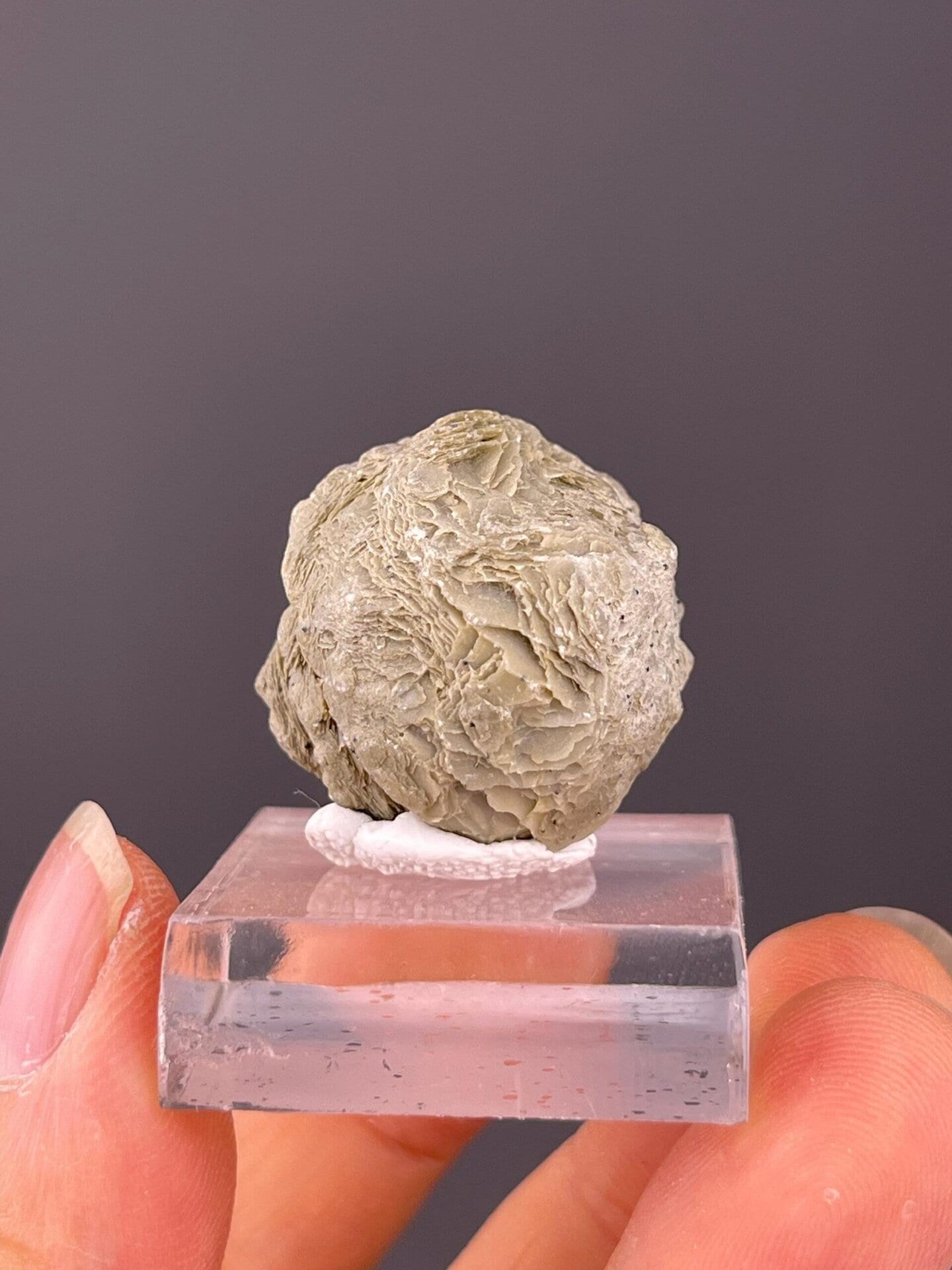 Natural spherical calcite from Baotou, Inner Mongolia, China