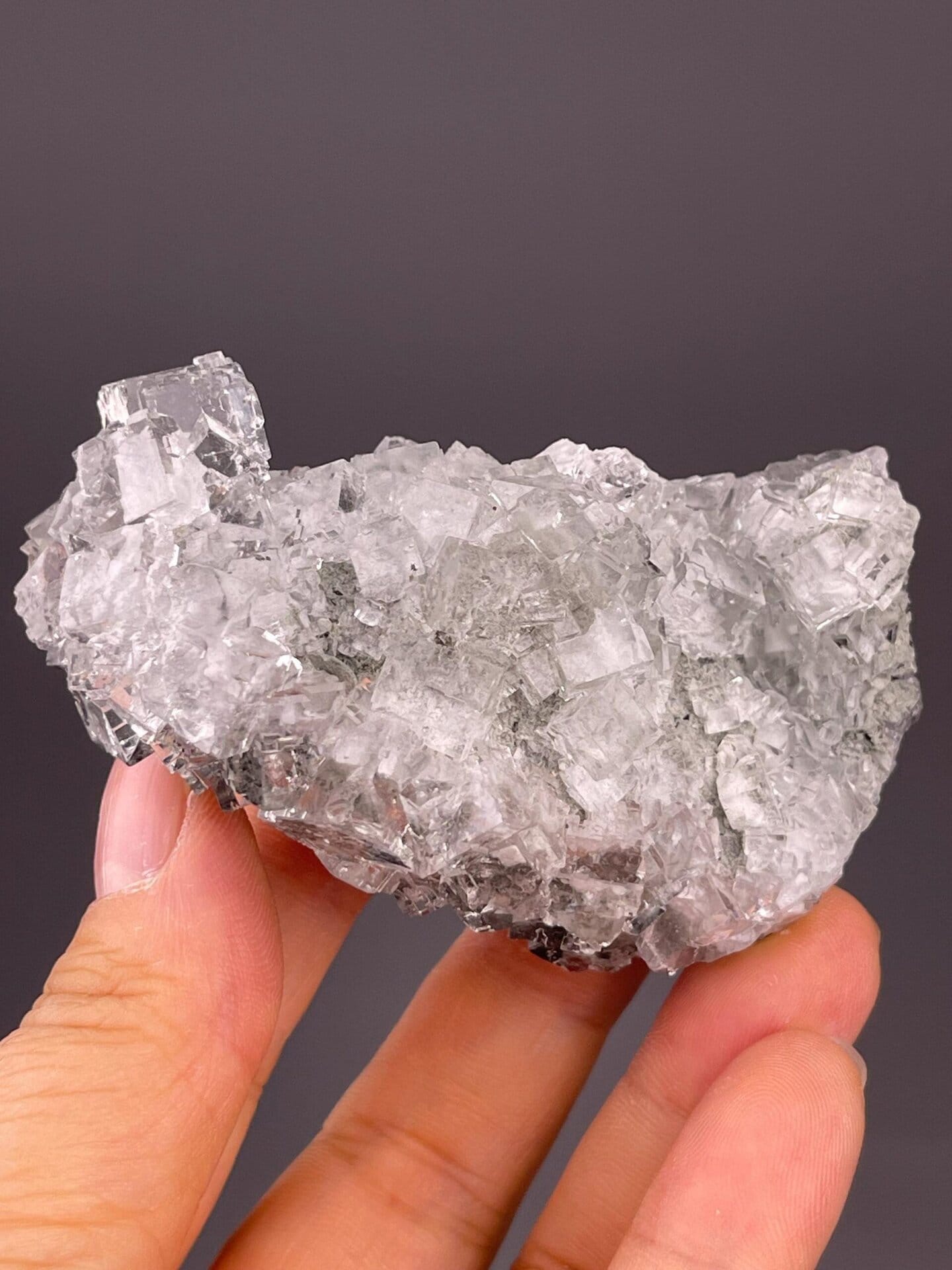 Water-clear fluorite cubes with excellent transparency, Xianghualing