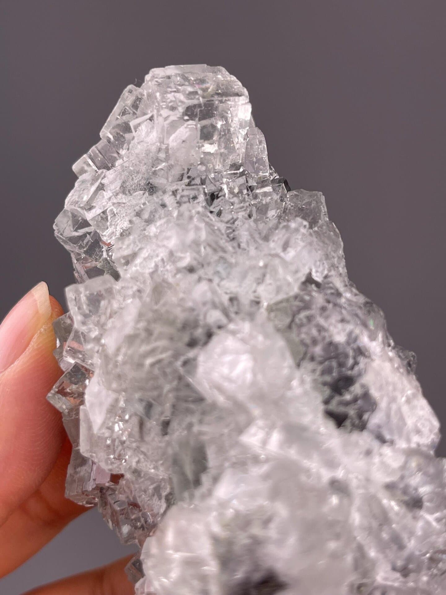High-clarity fluorite specimen from Hunan Province, China