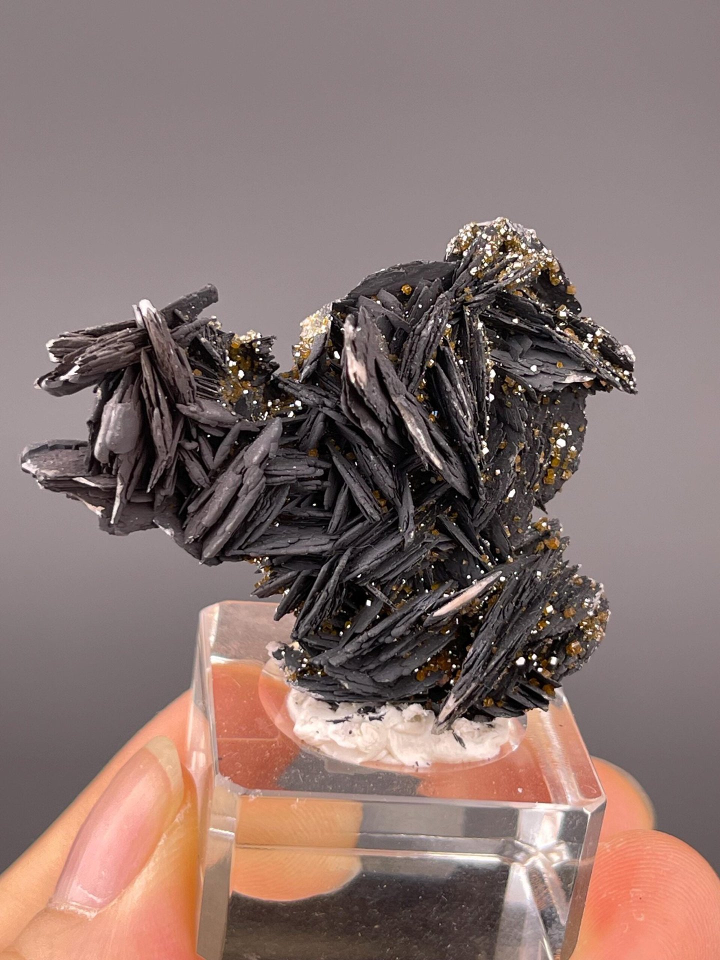 Red Barite specimen